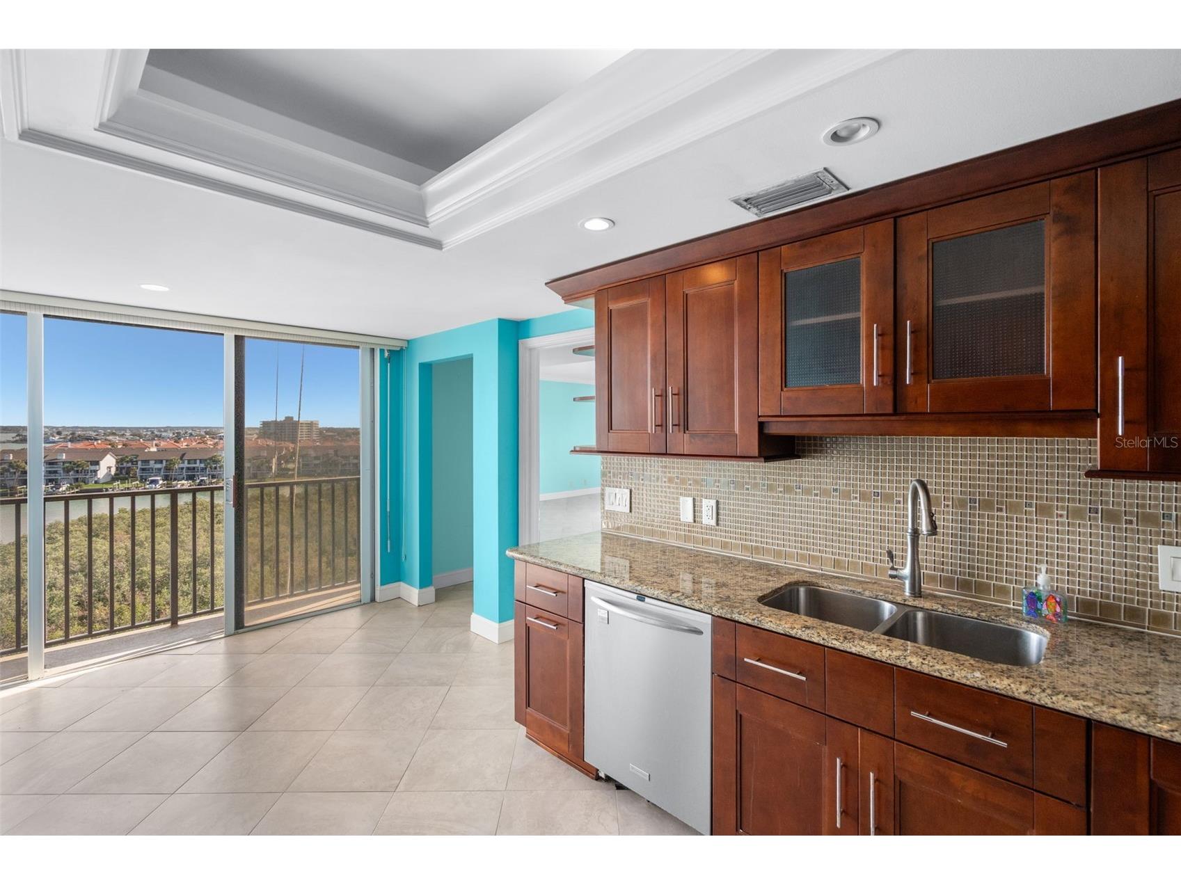 1501 Gulf Boulevard #603 Clearwater Beach FL 33767 - INTRACOASTAL WATERWAY AND GULF OF AMERICA TB8481869 image25