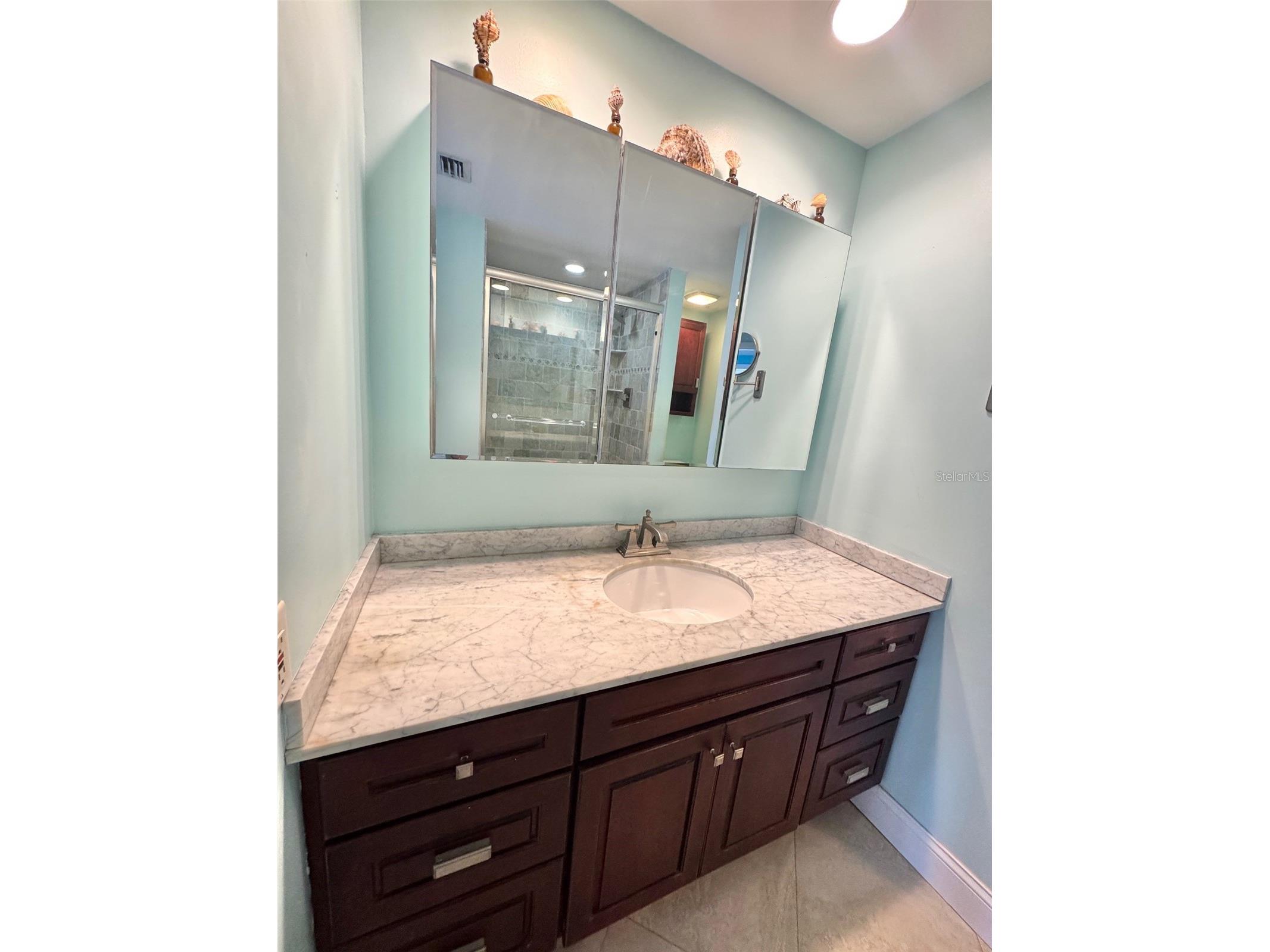 1501 Gulf Boulevard #603 Clearwater Beach FL 33767 - INTRACOASTAL WATERWAY AND GULF OF AMERICA TB8481869 image36