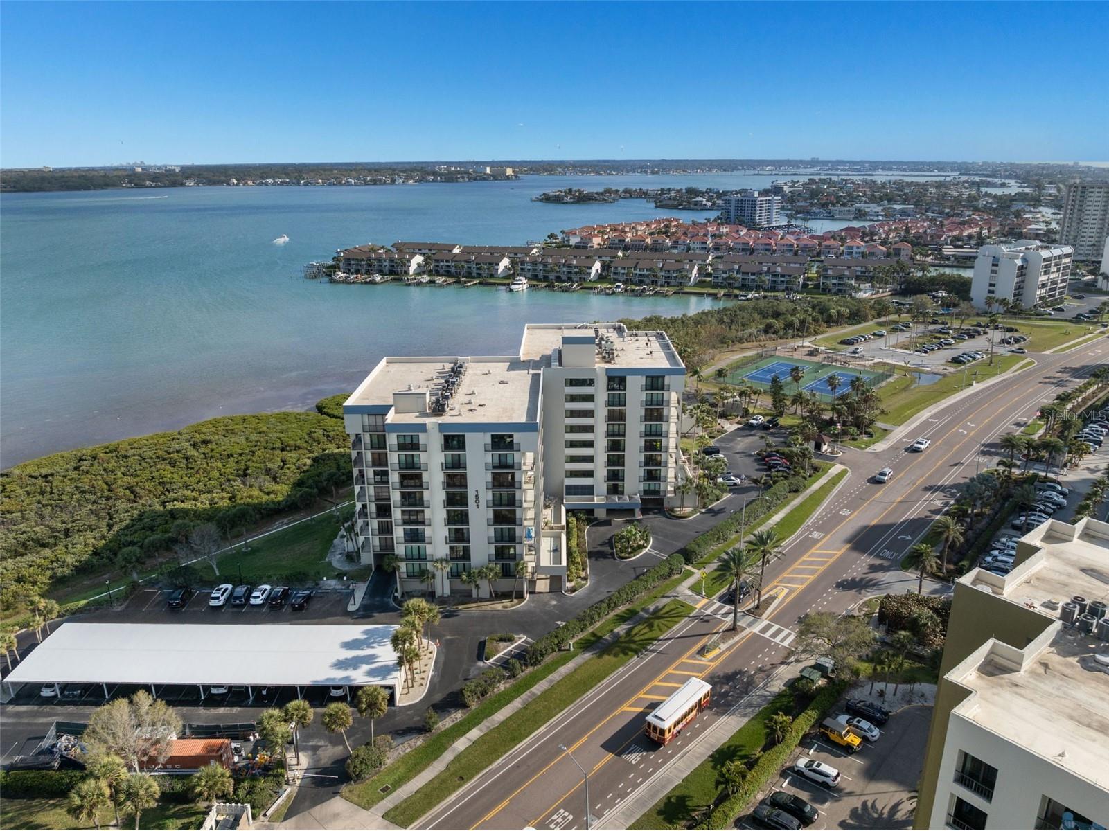 1501 Gulf Boulevard #603 Clearwater Beach FL 33767 - INTRACOASTAL WATERWAY AND GULF OF AMERICA TB8481869 image5