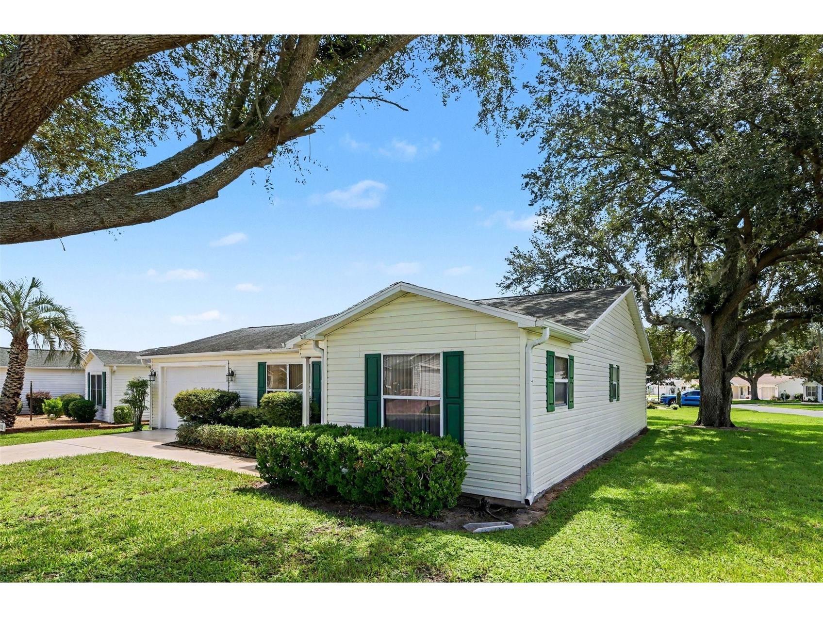 1501 Las Pacos Court The Villages FL 32162 O6427898 image2