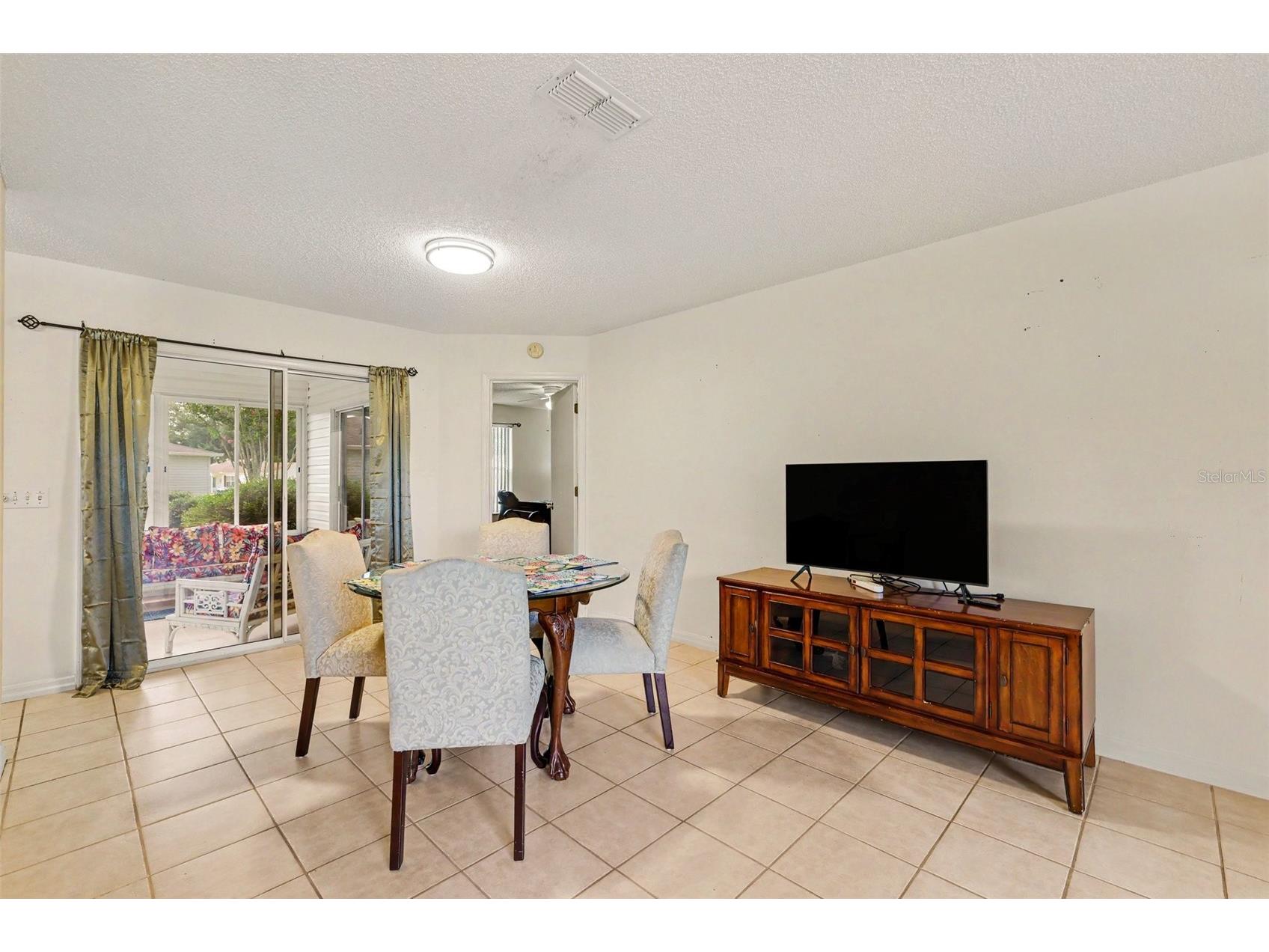 1501 Las Pacos Court The Villages FL 32162 O6427898 image8