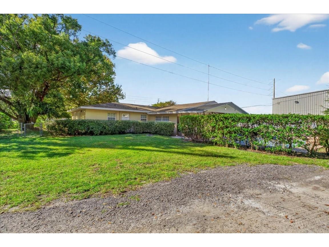 1501 N Combee Road Lakeland FL 33801 L4956841 image5