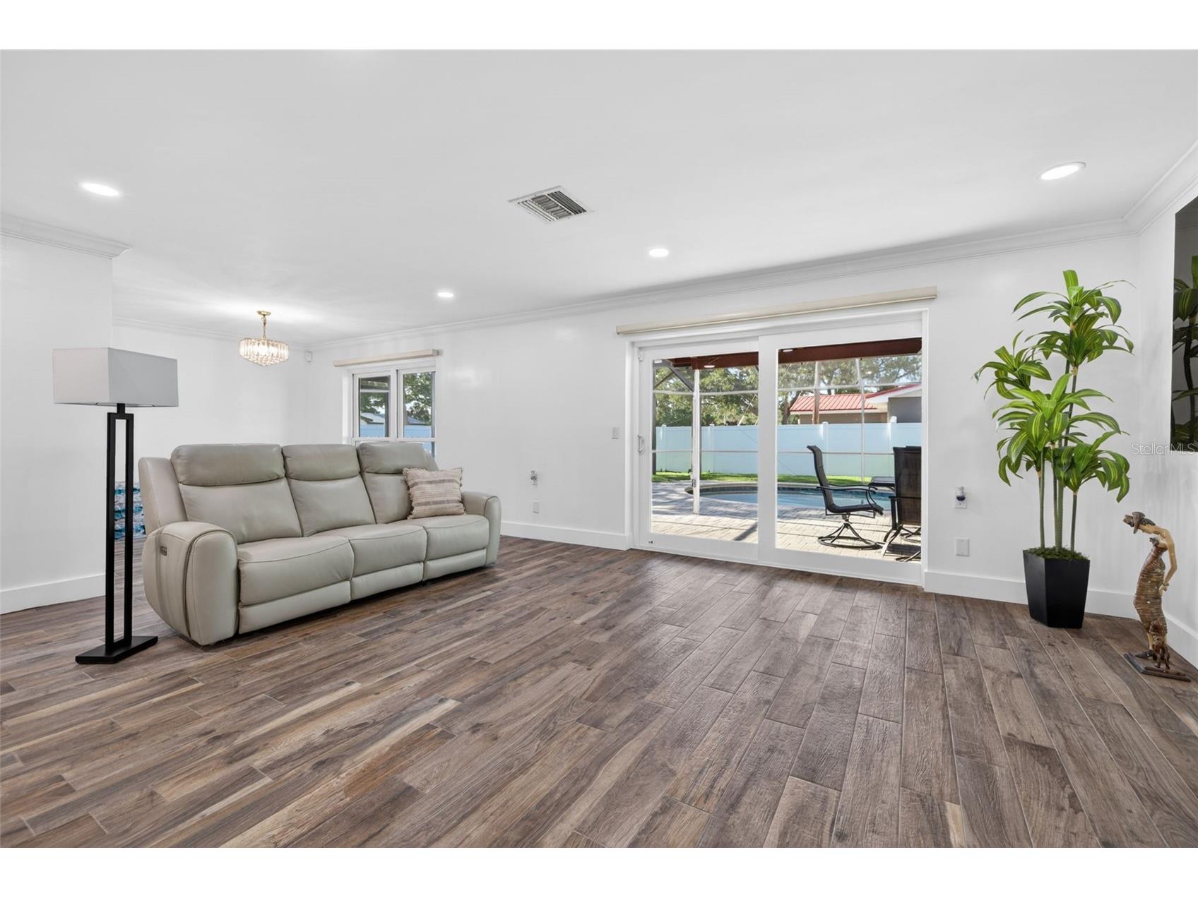 1501 N Dakota Avenue NE Saint Petersburg FL 33703 TB8508564 image18