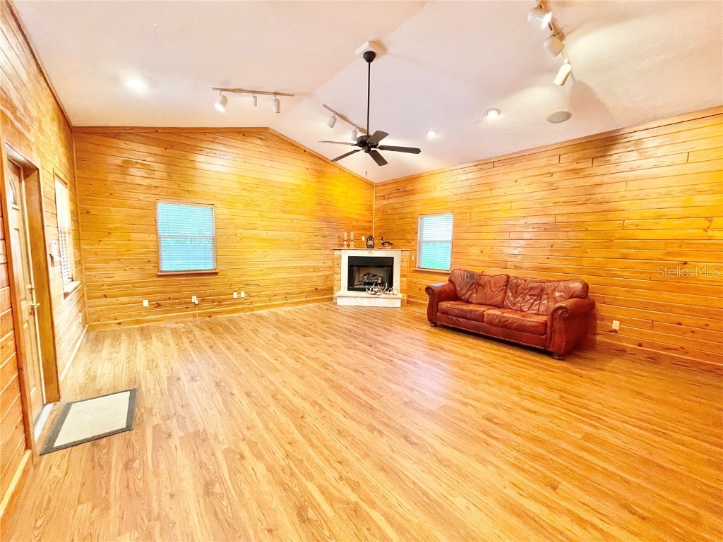 1501 NW 98th Street Gainesville FL 32606 GC532596 image59