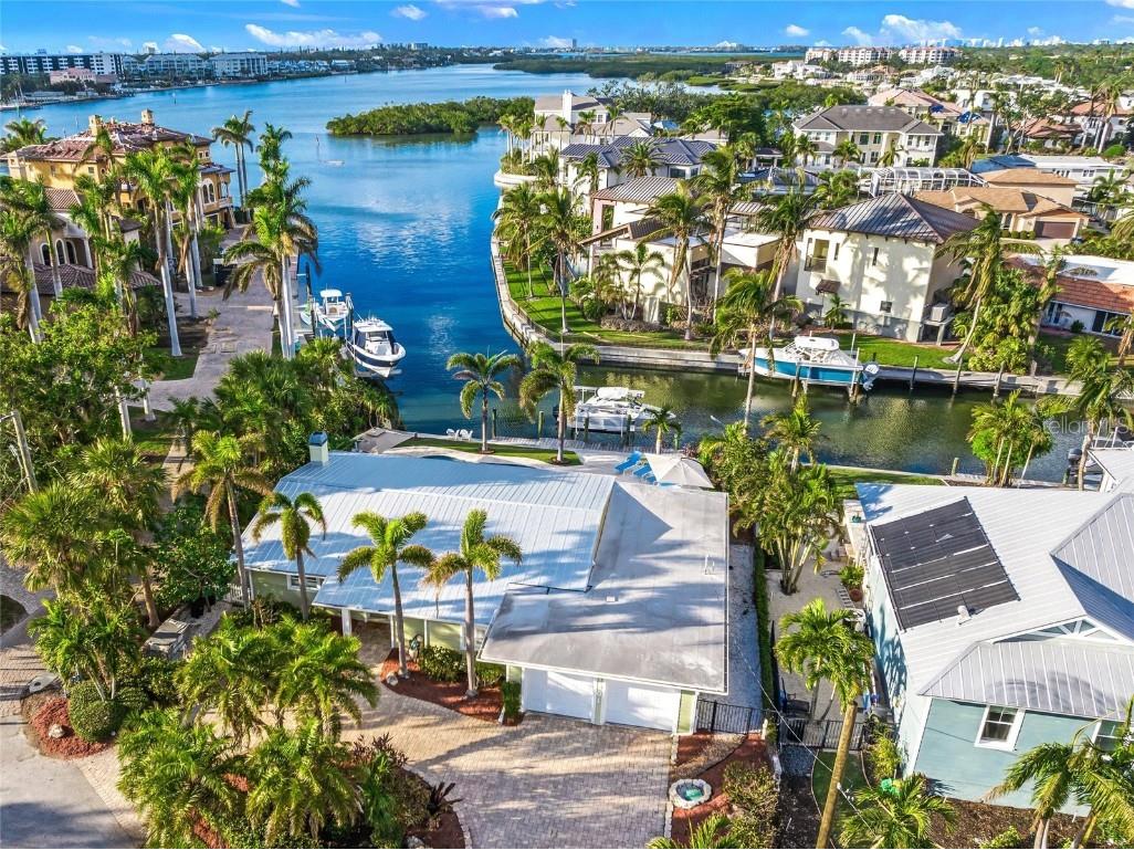 1501 Ridgewood Lane Sarasota FL 34231 A4633323 image1