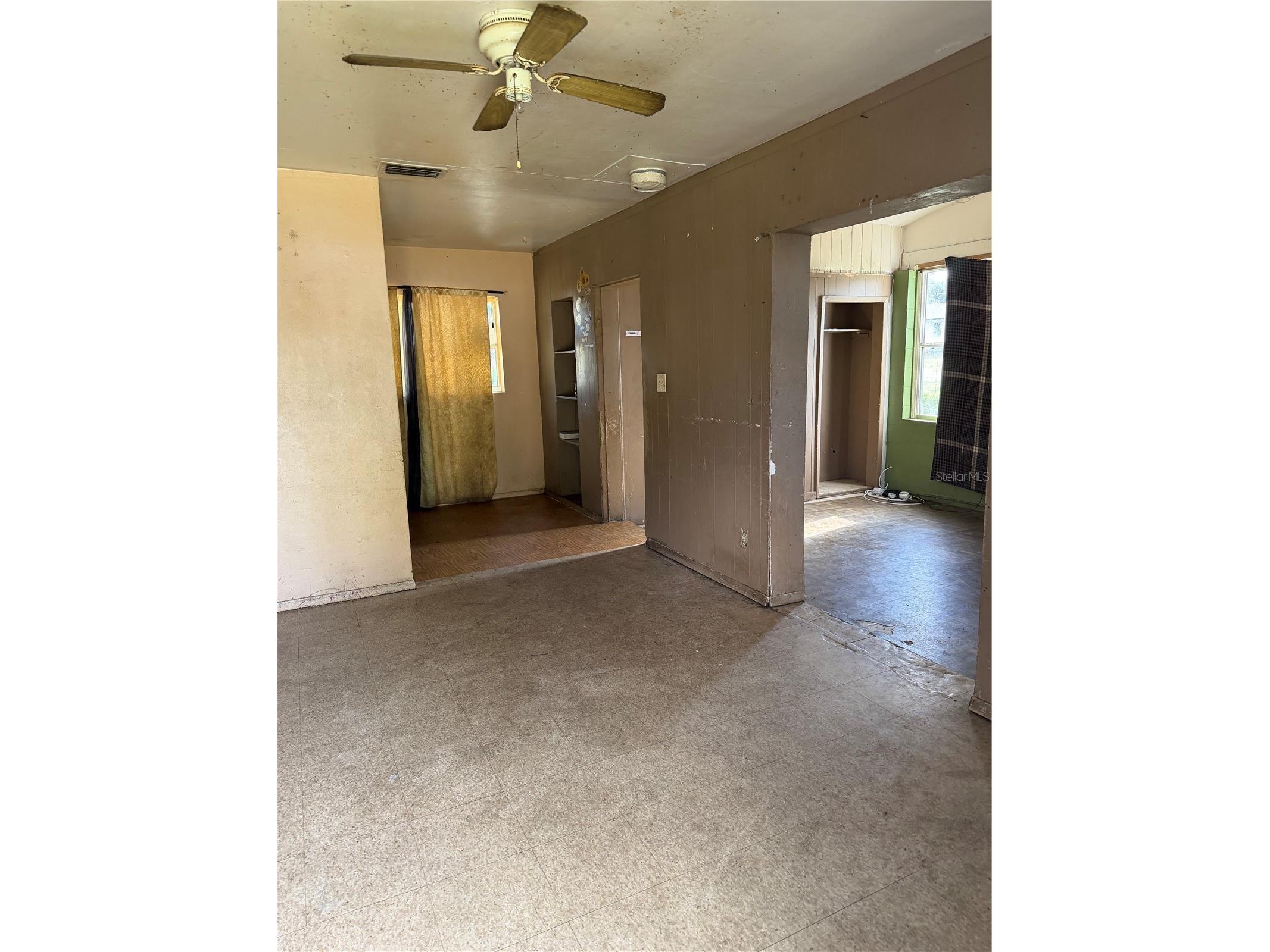 1501 Stevensons Drive Clearwater FL 33755 TB8521278 image4
