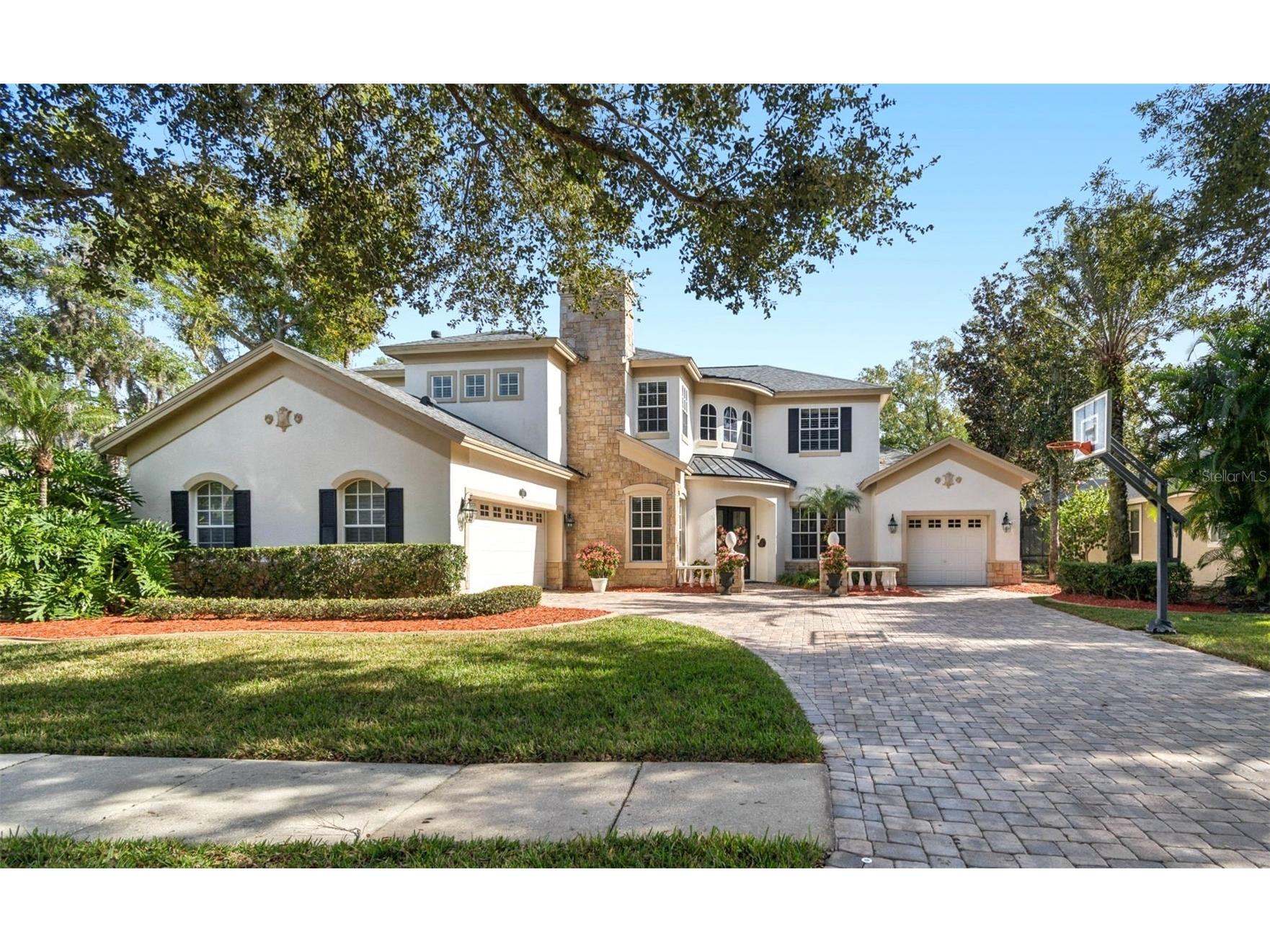 15011 Lake Emerald Boulevard Tampa FL 33618 TB8463692 image1