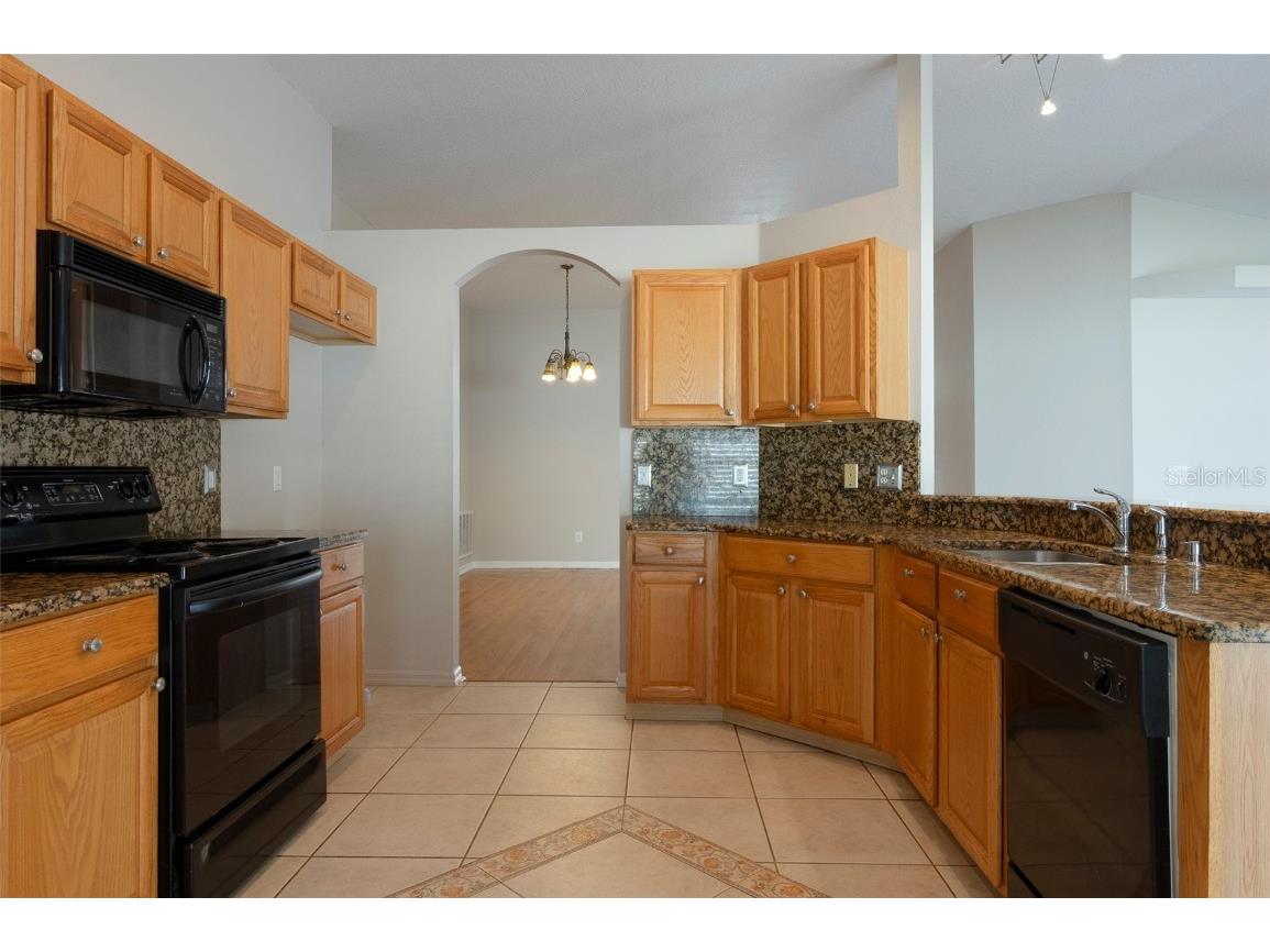 15017 Shaw Road Tampa FL 33625 TB8442242 image11