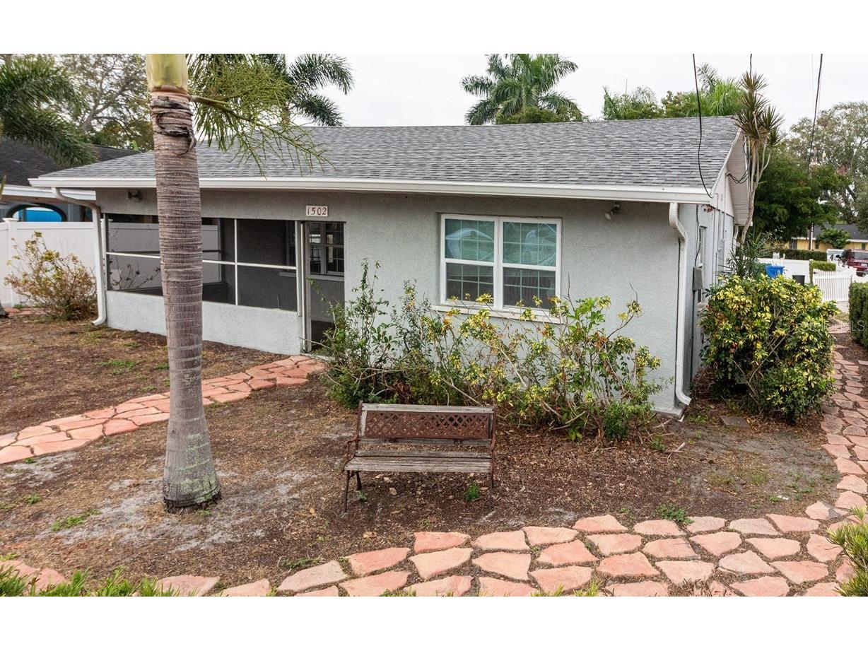 1502 13th Street W Bradenton FL 34205 A4674598 image1