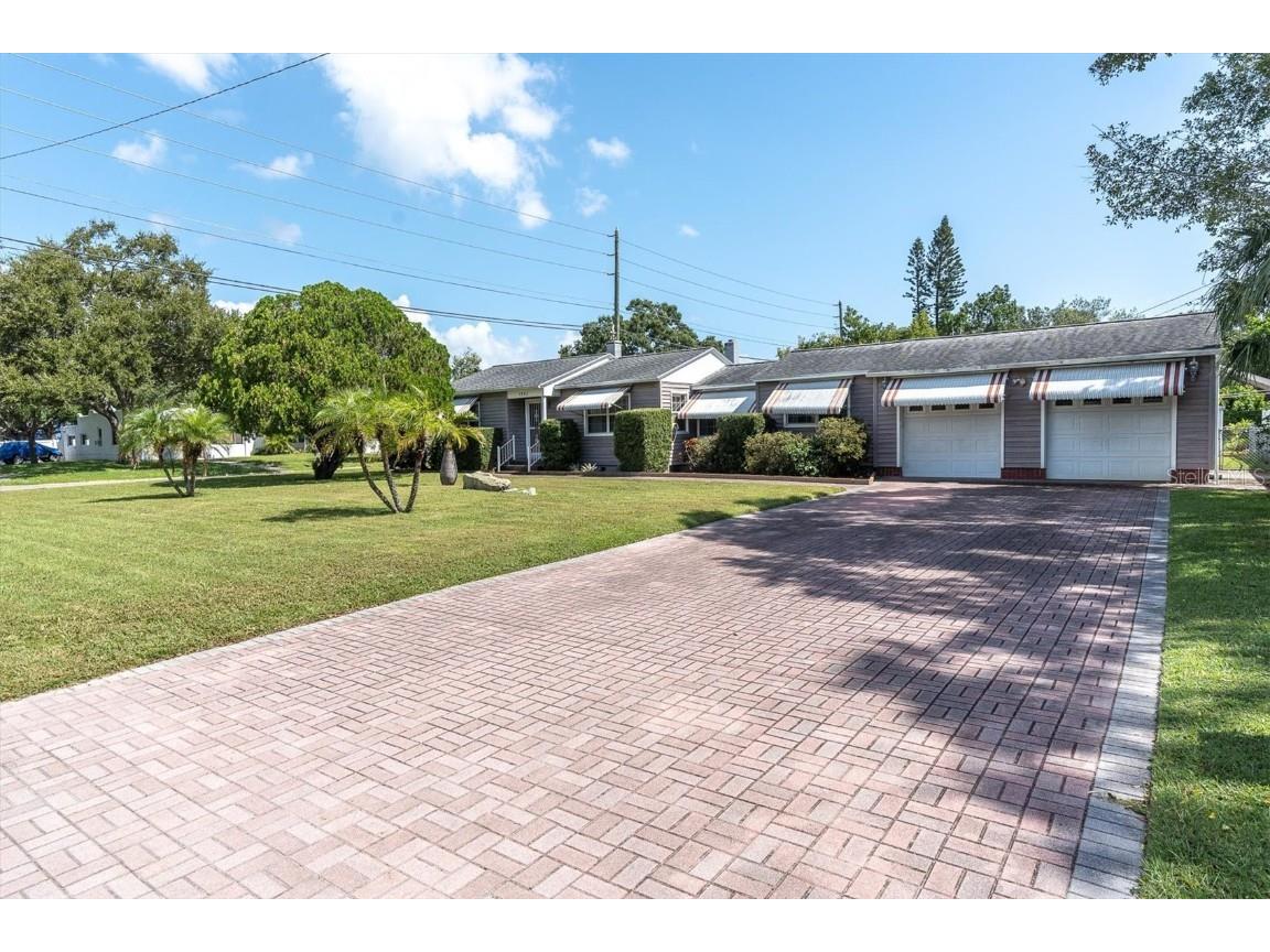 1502 55th Street S Saint Petersburg FL 33707 TB8433385 image1