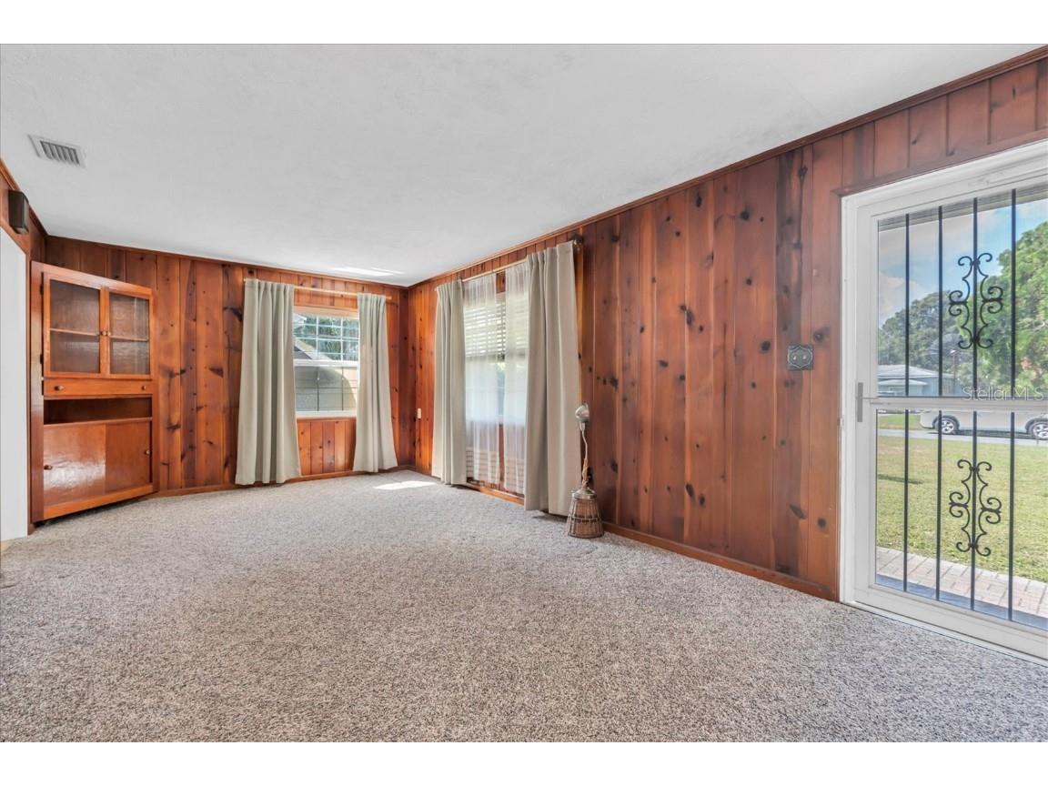 1502 55th Street S Saint Petersburg FL 33707 TB8433385 image5