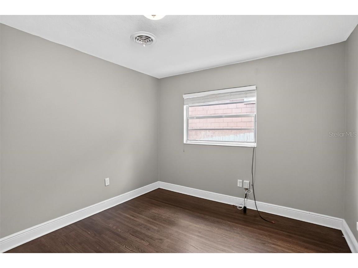 1502 E Gore Street Orlando FL 32806 - LAKE WELDONA O6362413 image18