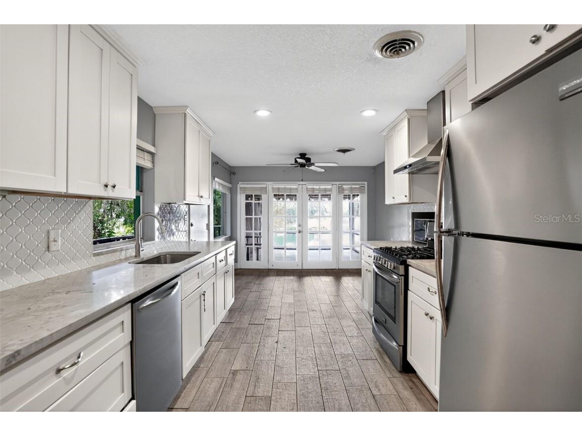 1502 E Gore Street Orlando FL 32806 - LAKE WELDONA O6362413 image9