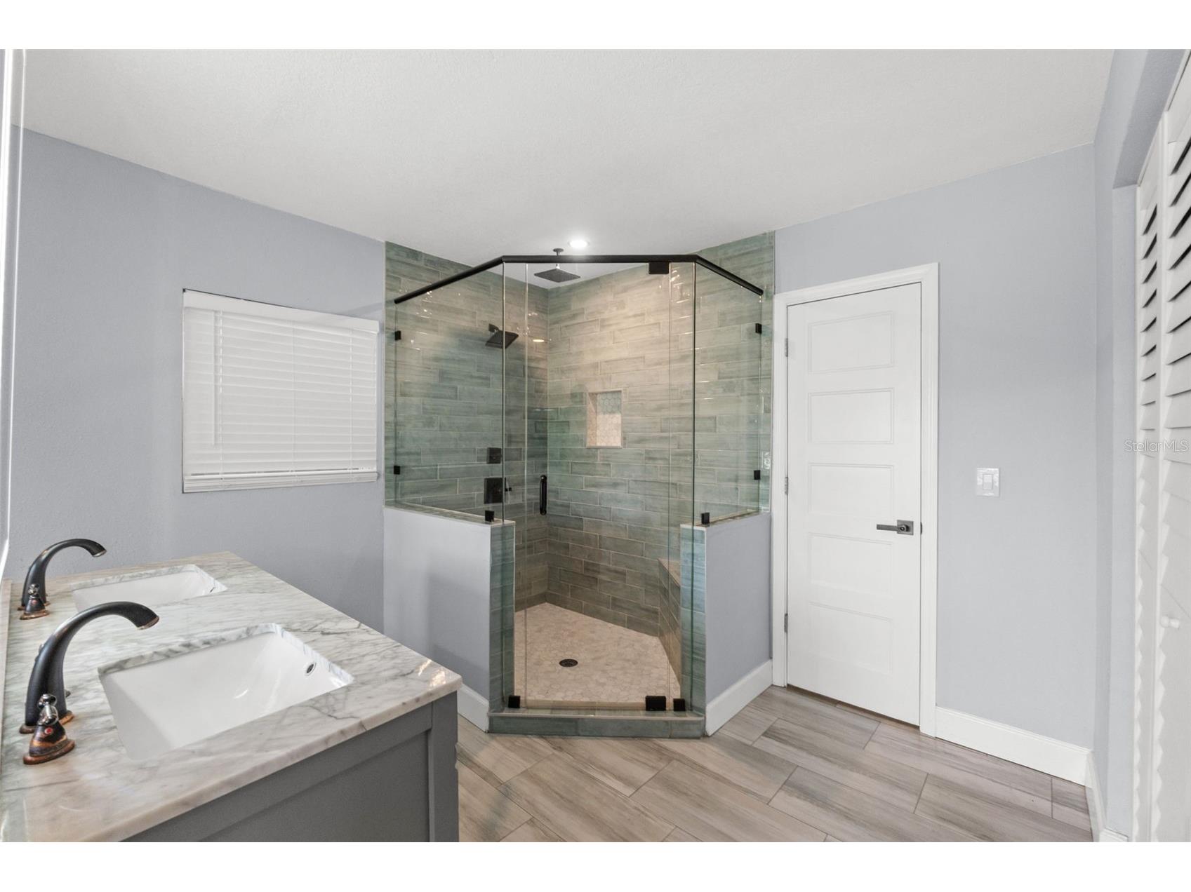 1502 E Park Circle Tampa FL 33610 TB8501236 image34