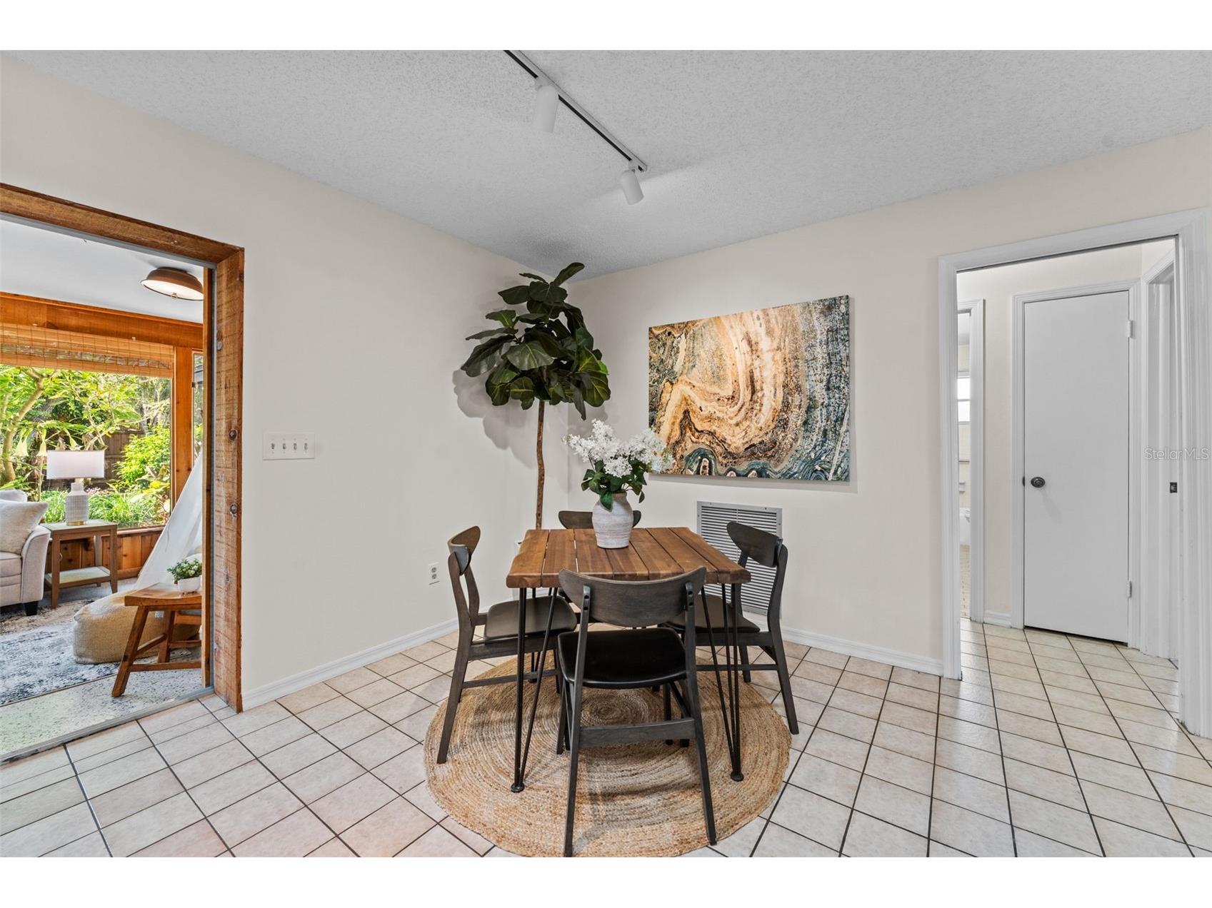1502 Haven Bend Tampa FL 33613 TB8497436 image16
