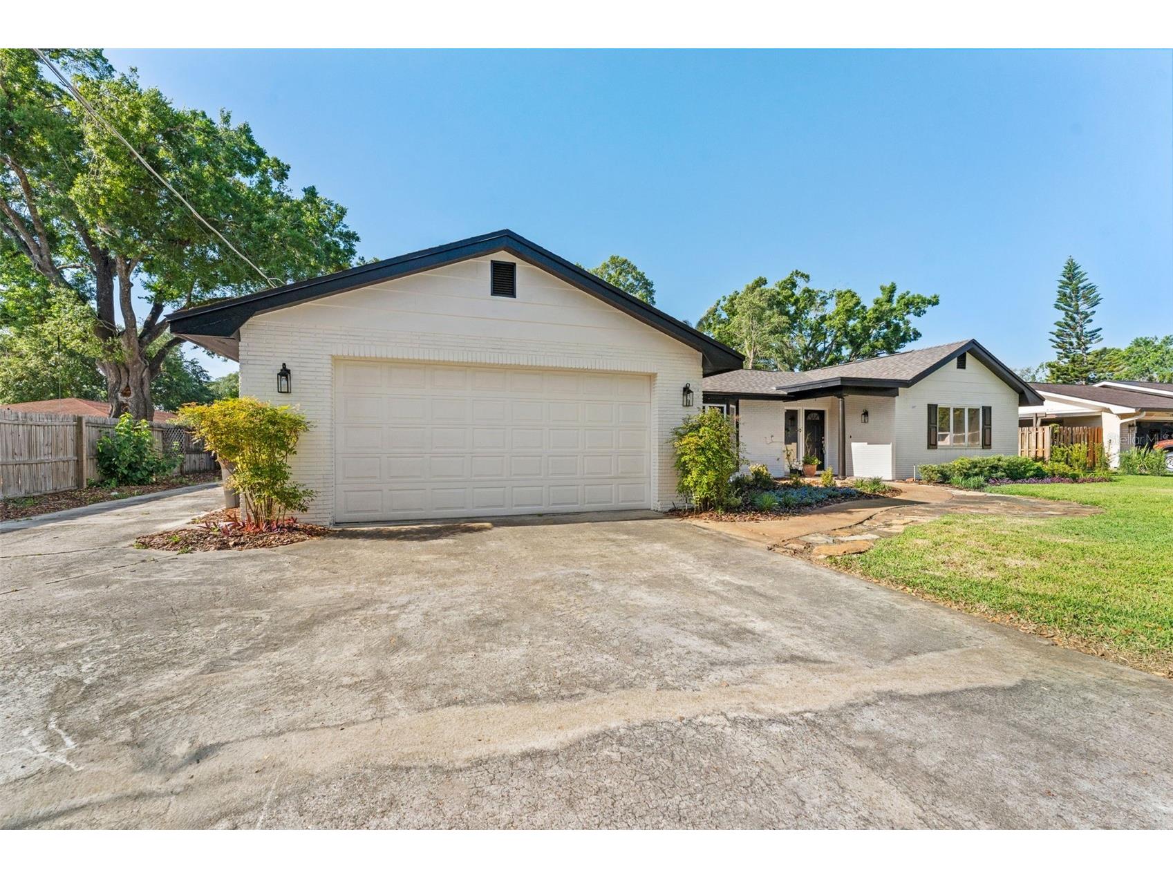 1502 Haven Bend Tampa FL 33613 TB8497436 image4