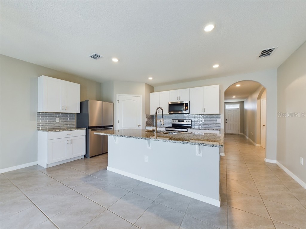 1502 Jadewood Way Kissimmee FL 34744 O6233314 image11