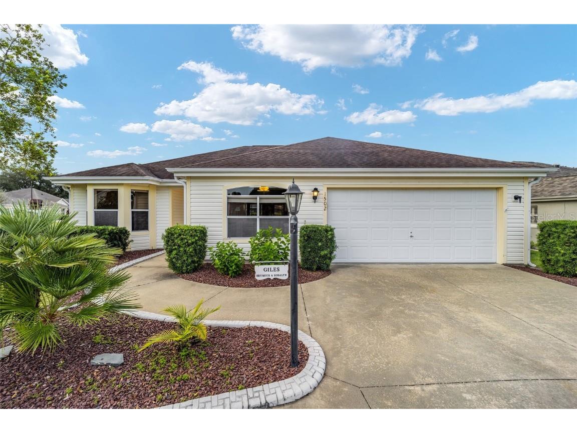 1502 Lavaca Lane The Villages FL 32159 G5074333 image1
