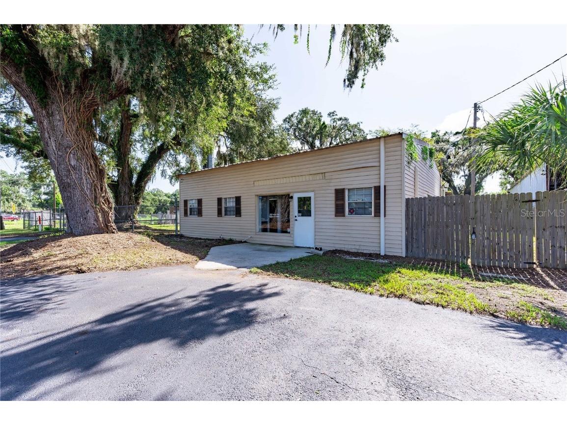 1502 Lenna Avenue Seffner FL 33584 G5084944 image1