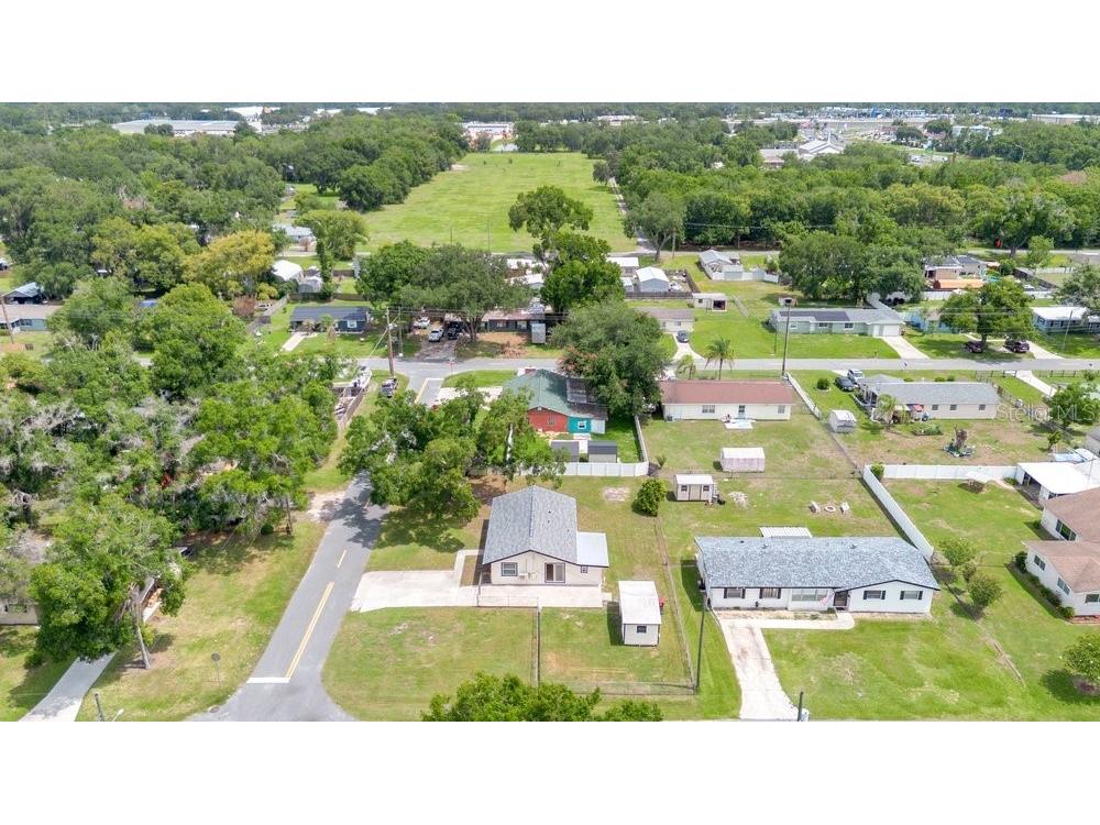 1502 N Bracewell Drive Plant City FL 33563 L4962065 image36