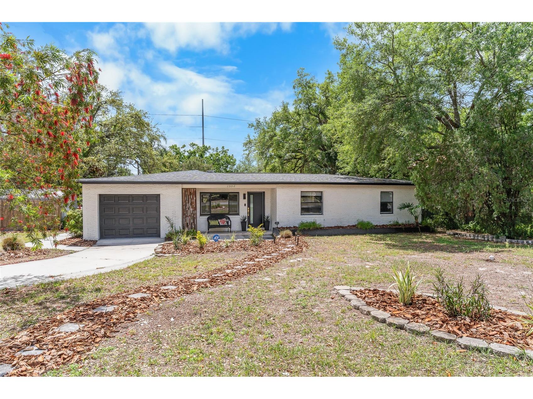 1502 W Meadowbrook Avenue Tampa FL 33612 TB8498395 image1