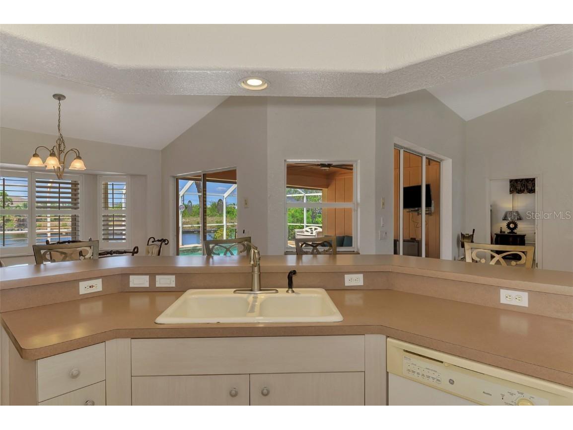 15020 Acorn Circle Port Charlotte FL 33981 - ACORN WATERWAY D6142388 image21