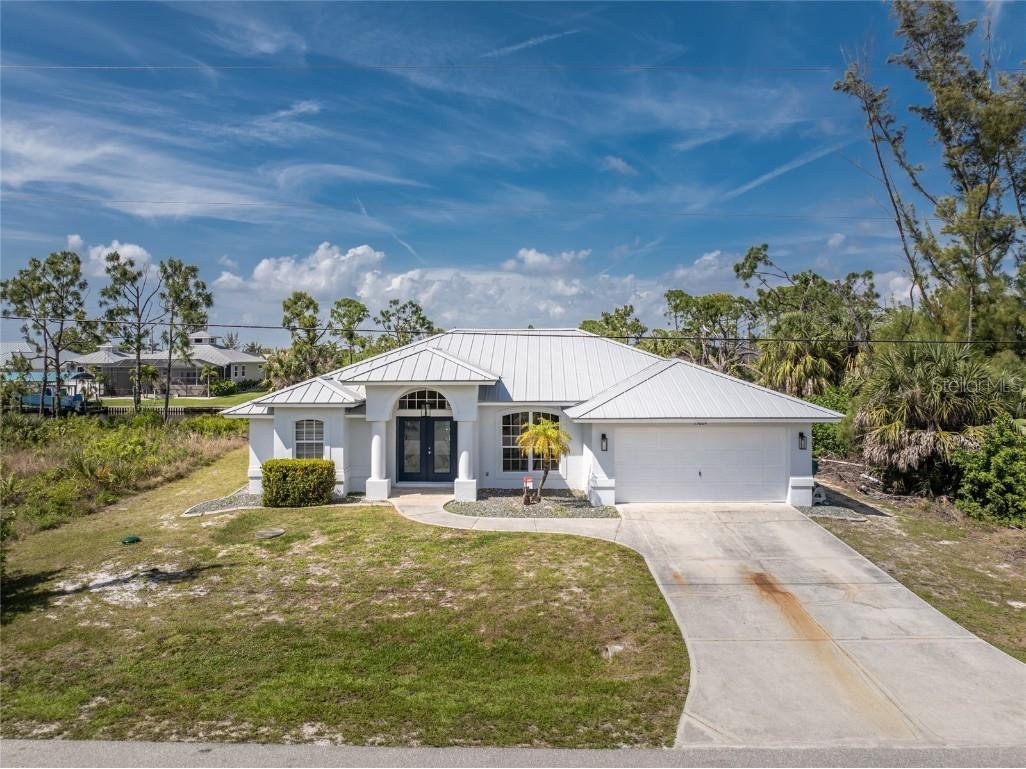 15024 Lyneburg Avenue Port Charlotte FL 33981 - LYNEBURG WATERWAY D6135743 image1
