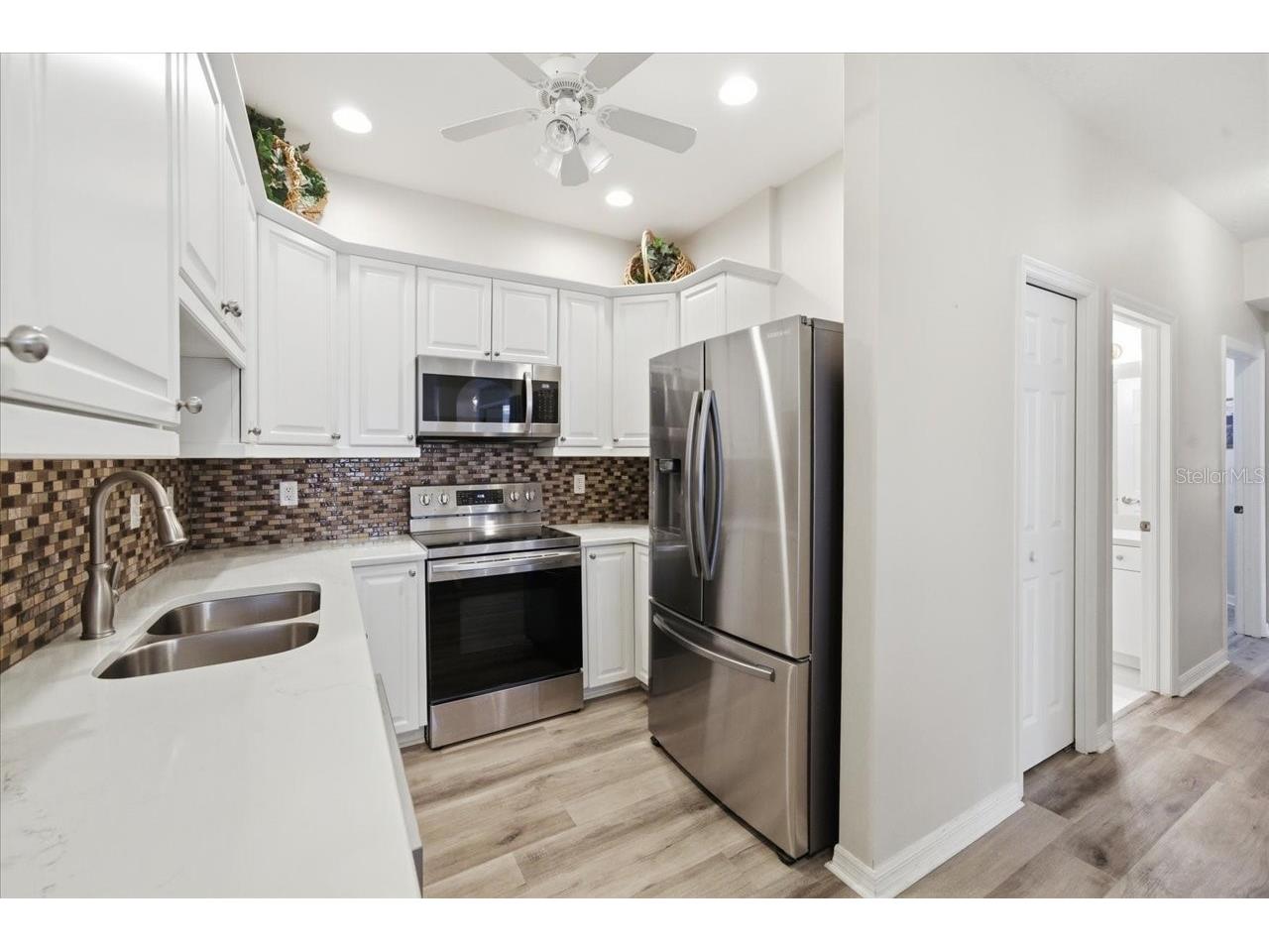 15028 Silversmith Circle Spring Hill FL 34609 W7885840 image16