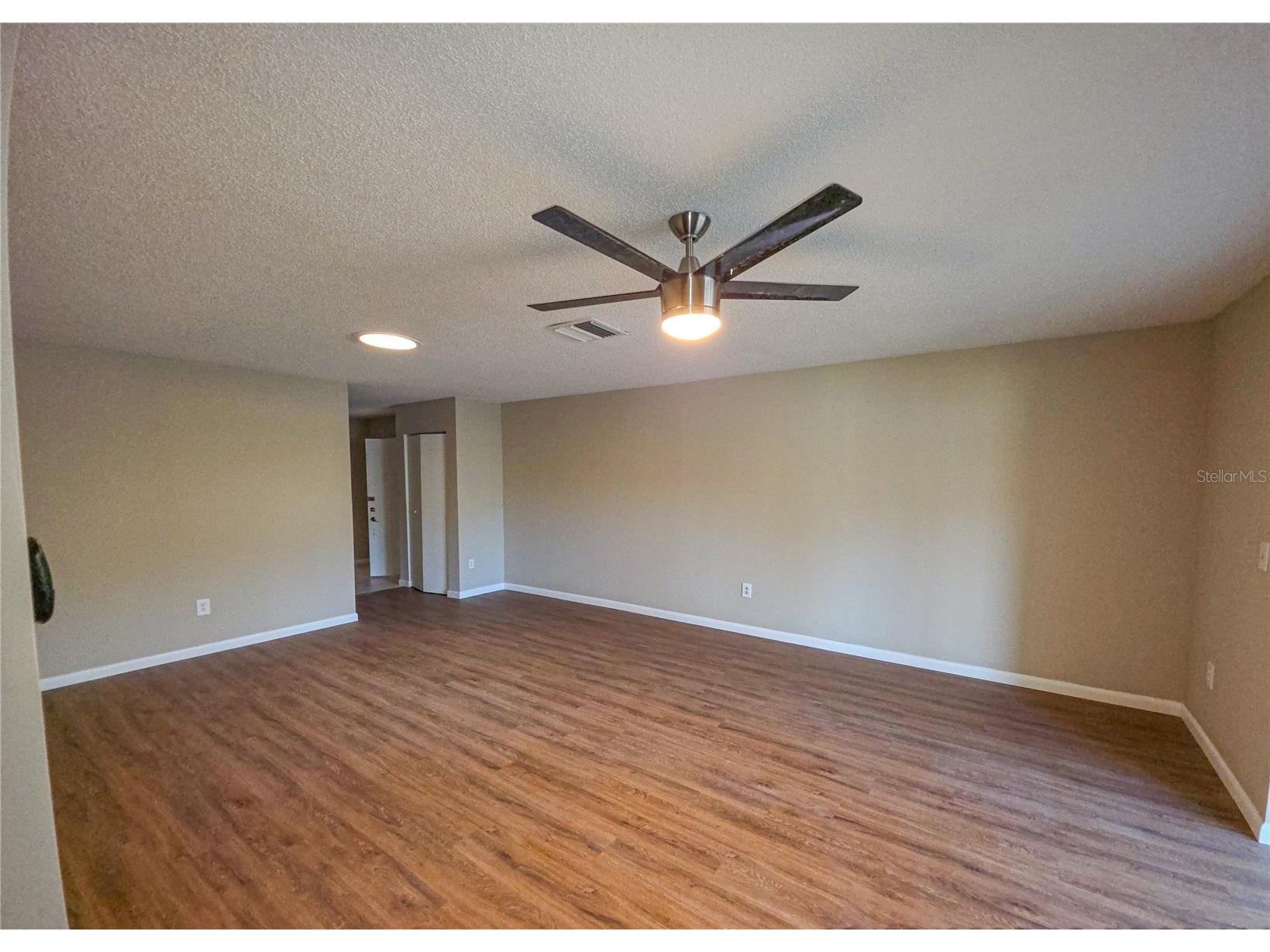 1503 16th Circle SE Largo FL 33771 TB8470393 image3