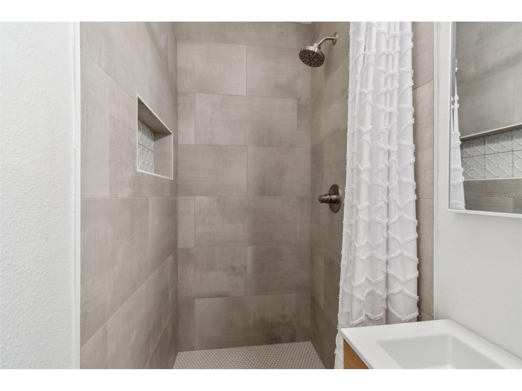 1503 4th St Sw Largo FL 33770 TB8385286 image29