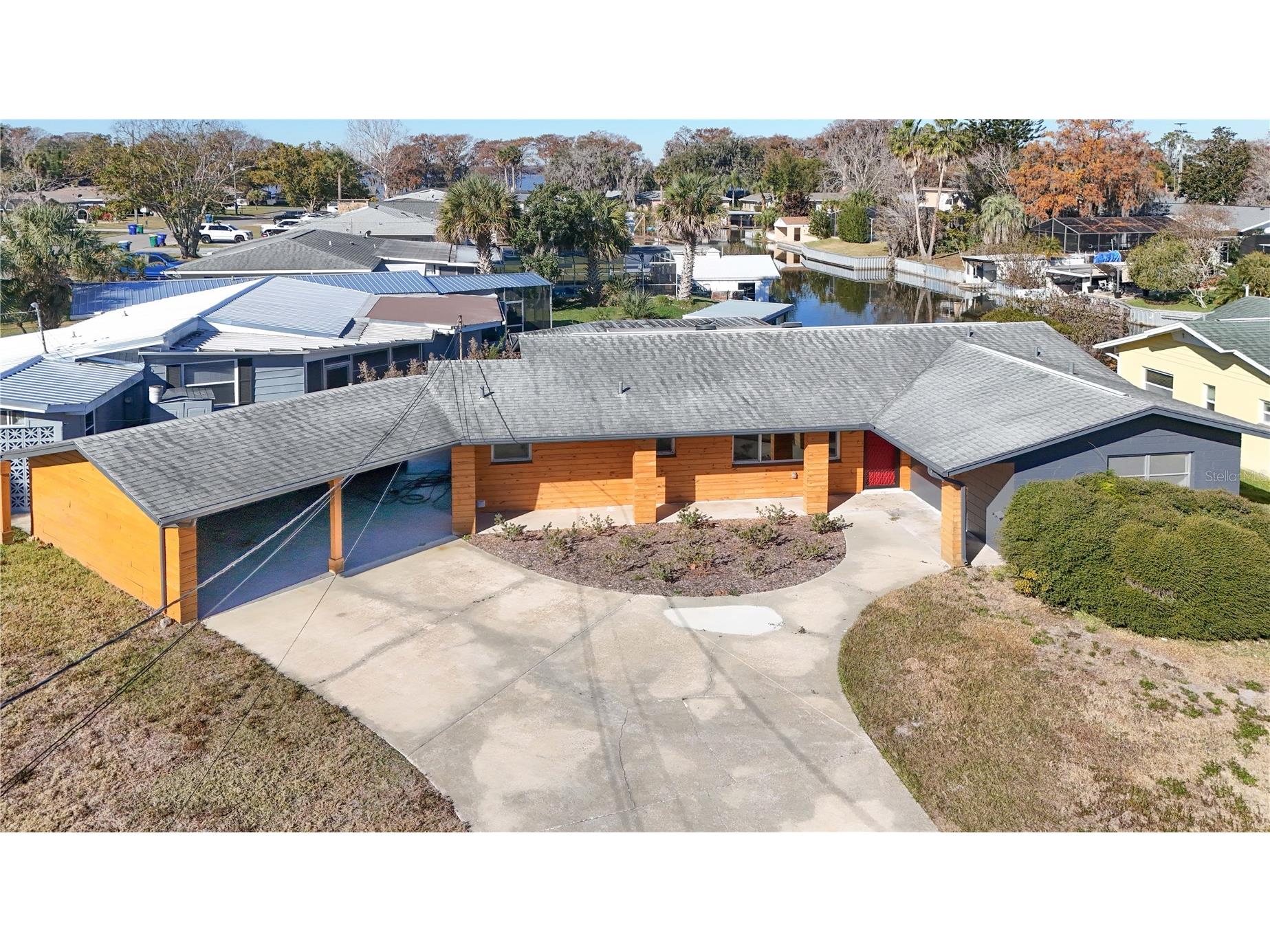 1503 Canal Court Tavares FL 32778 G5107671 image4