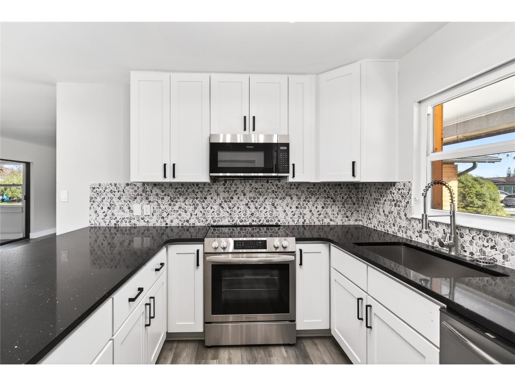 1503 Canal Court Tavares FL 32778 G5112890 image11