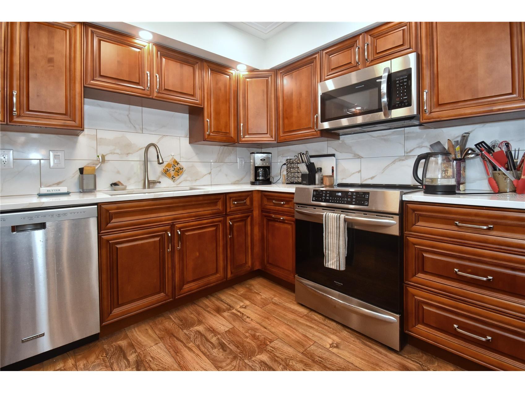1503 Clower Creek Drive #HA262 Sarasota FL 34231 A4694455 image3