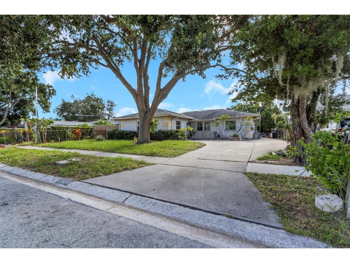 1503 Fox Run Drive Tarpon Springs FL 34689 U8253720 image1