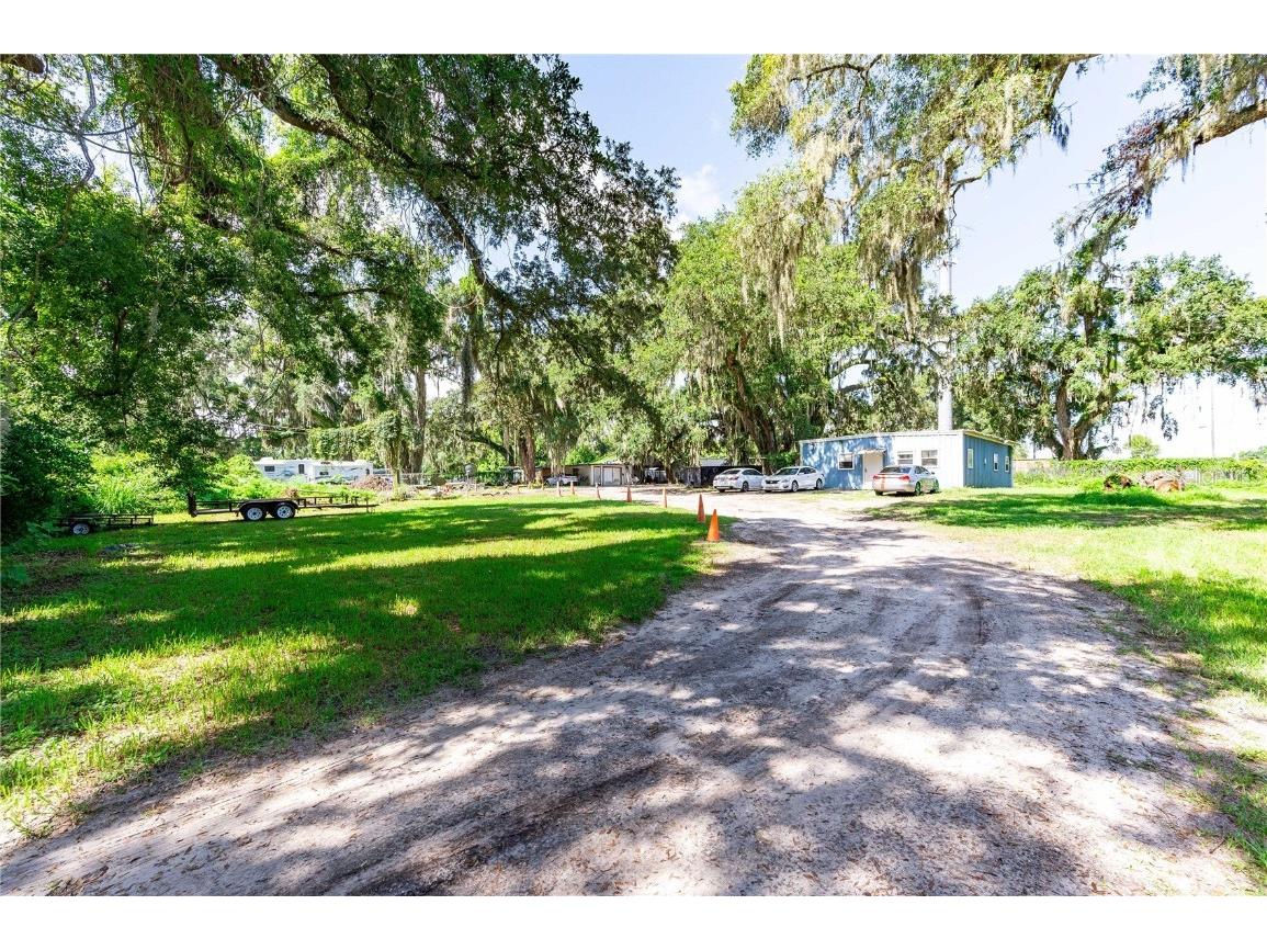 1503 Lakeview Avenue Seffner FL 33584 G5084946 image3