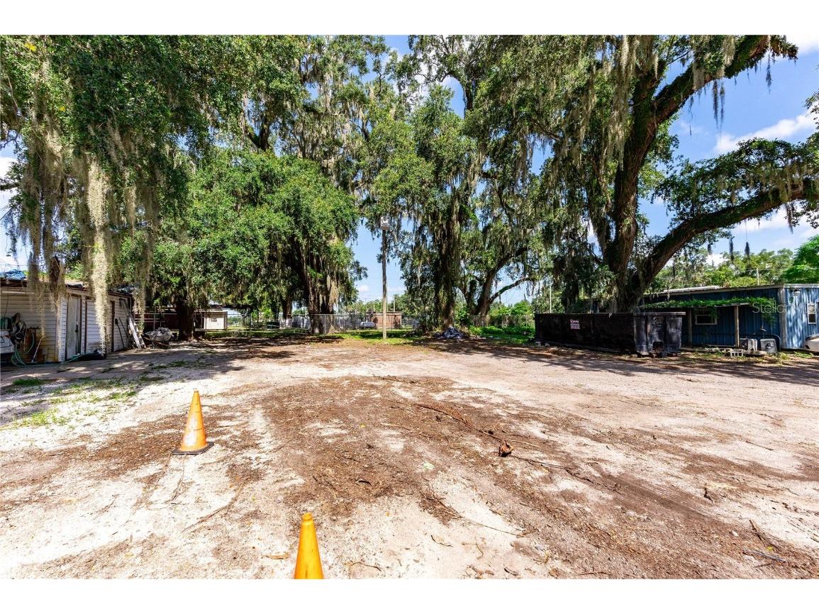 1503 Lakeview Avenue Seffner FL 33584 G5084946 image8
