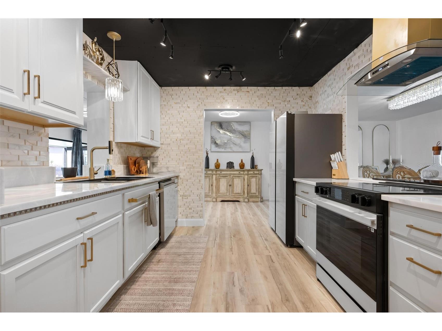 1503 Marlin Street Nokomis FL 34275 A4677473 image3