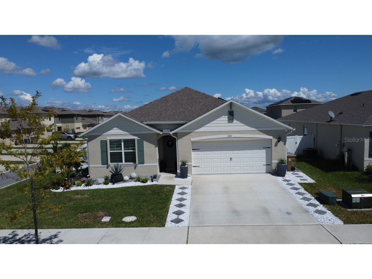 1503 Oak Reserve Dr. Kindred Kissimmee FL 34744 S5093179 image1