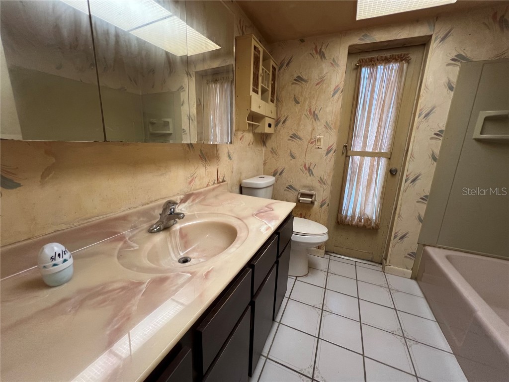 1503 SE 23rd Terrace Cape Coral FL 33990 A4653083 image11