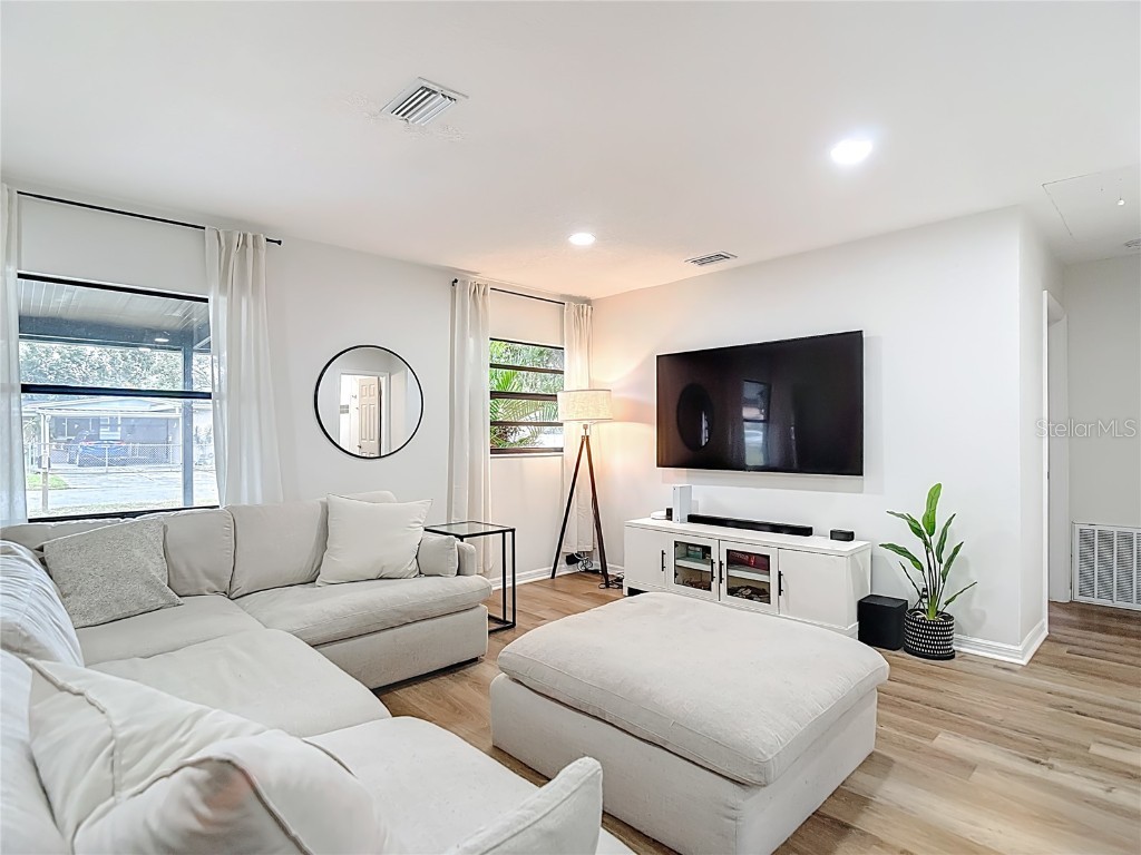 1503 W Juniper Street Tampa FL 33604 W7880232 image6