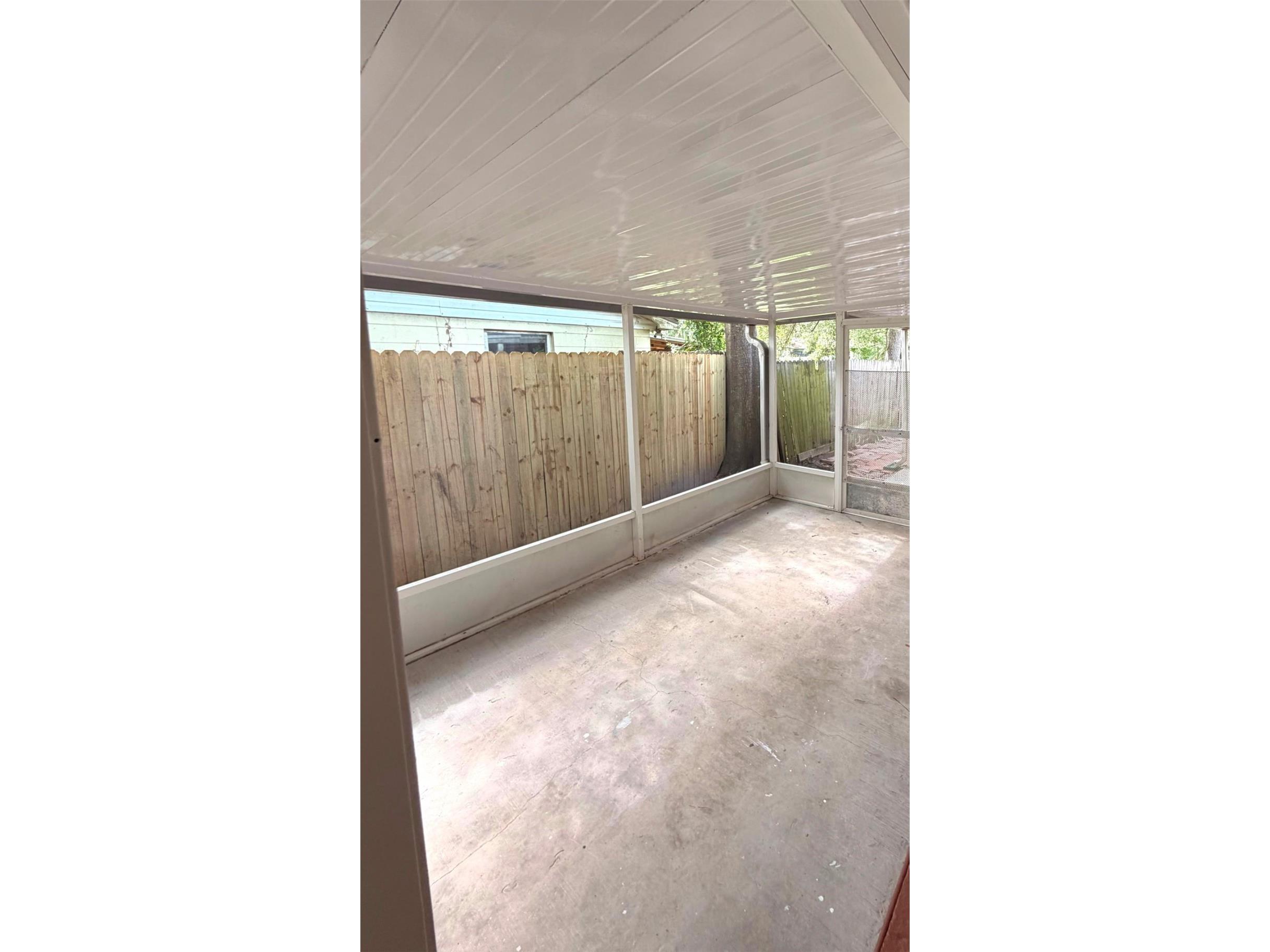 1503 W Linebaugh Avenue Tampa FL 33612 TB8525959 image7