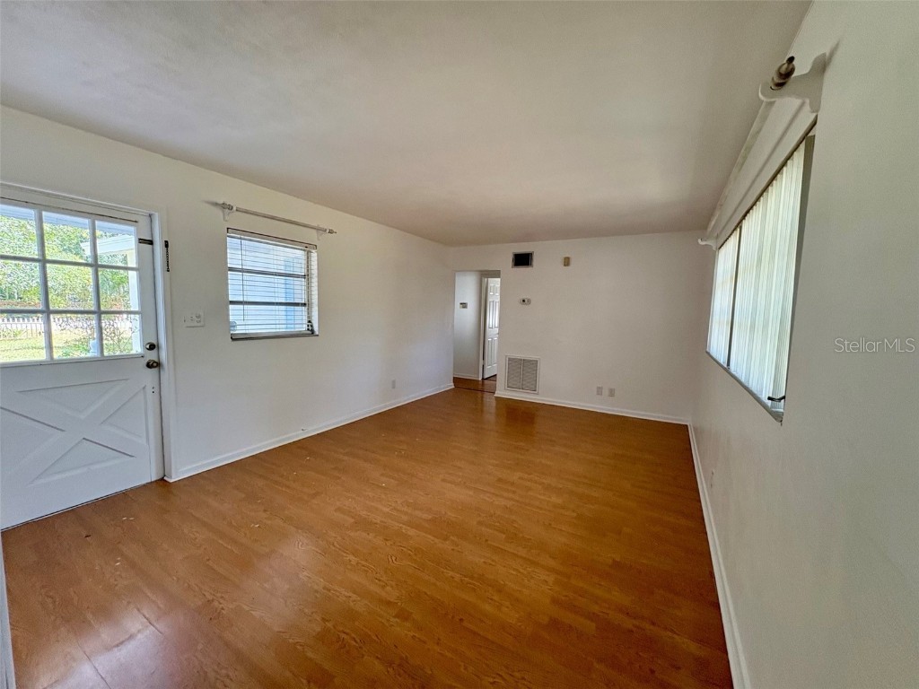 15034 Lake Magdalene Boulevard Tampa FL 33618 TB8439494 image5