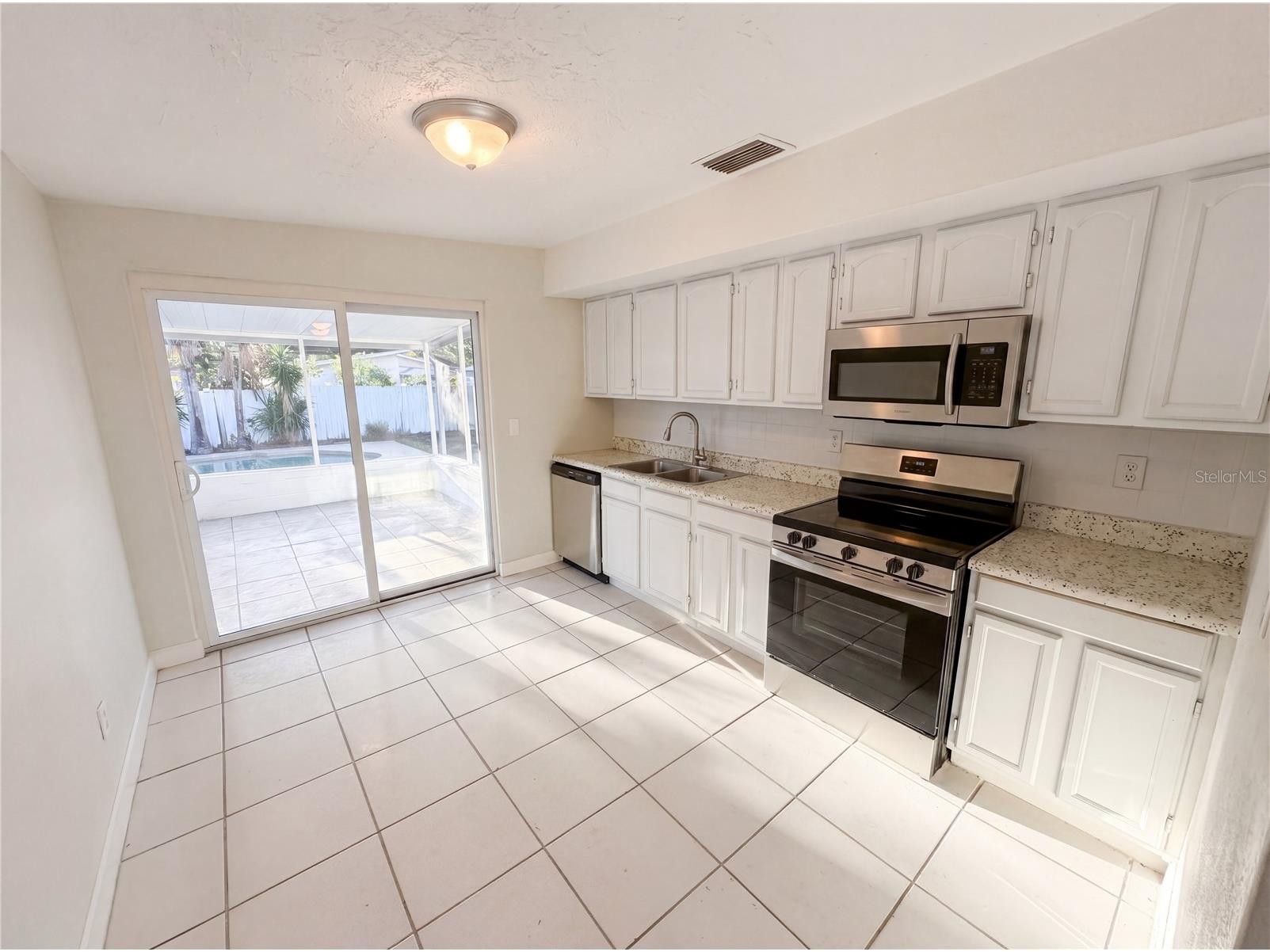 15037 Harding Avenue Clearwater FL 33760 O6411746 image2