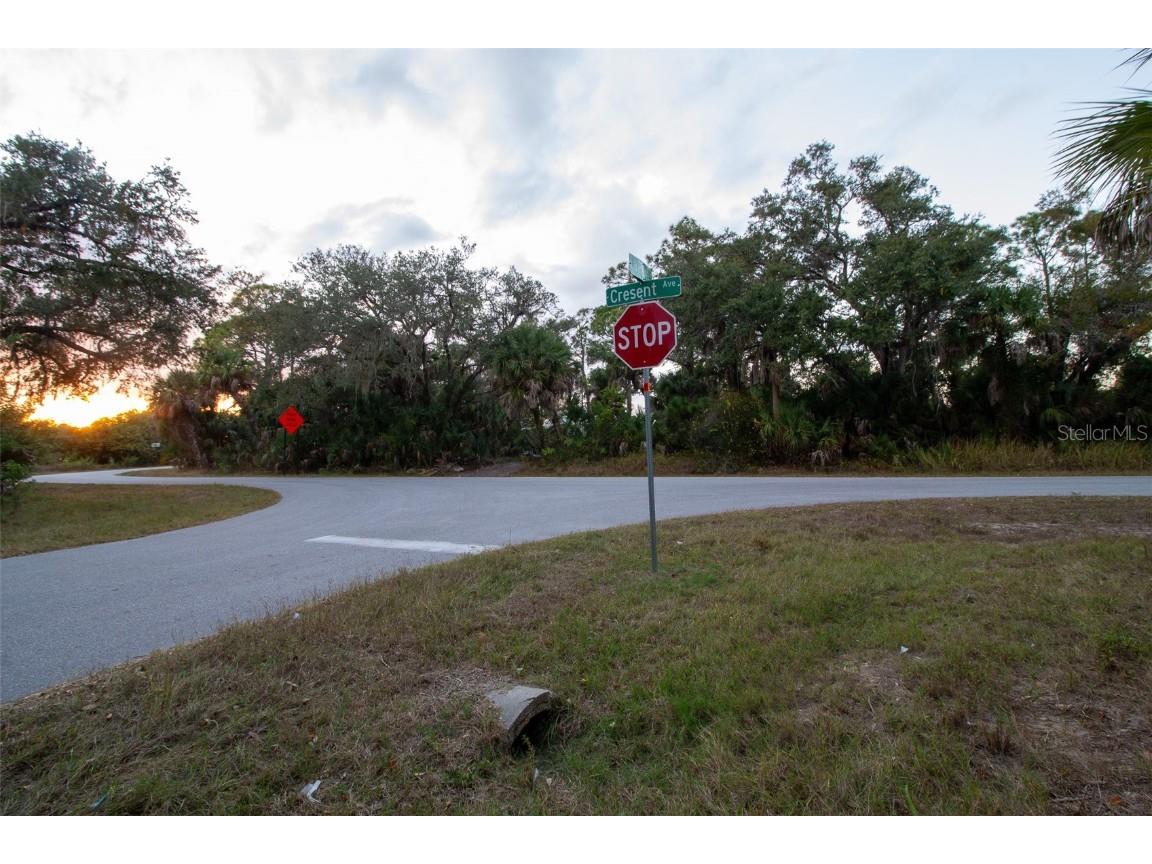 15038 Cresent Avenue Port Charlotte FL 33953 D6145277 image1
