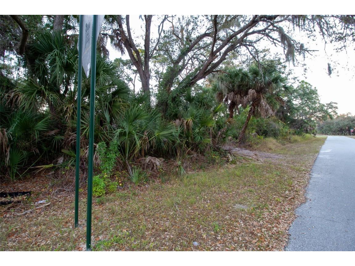 15038 Cresent Avenue Port Charlotte FL 33953 D6145277 image5