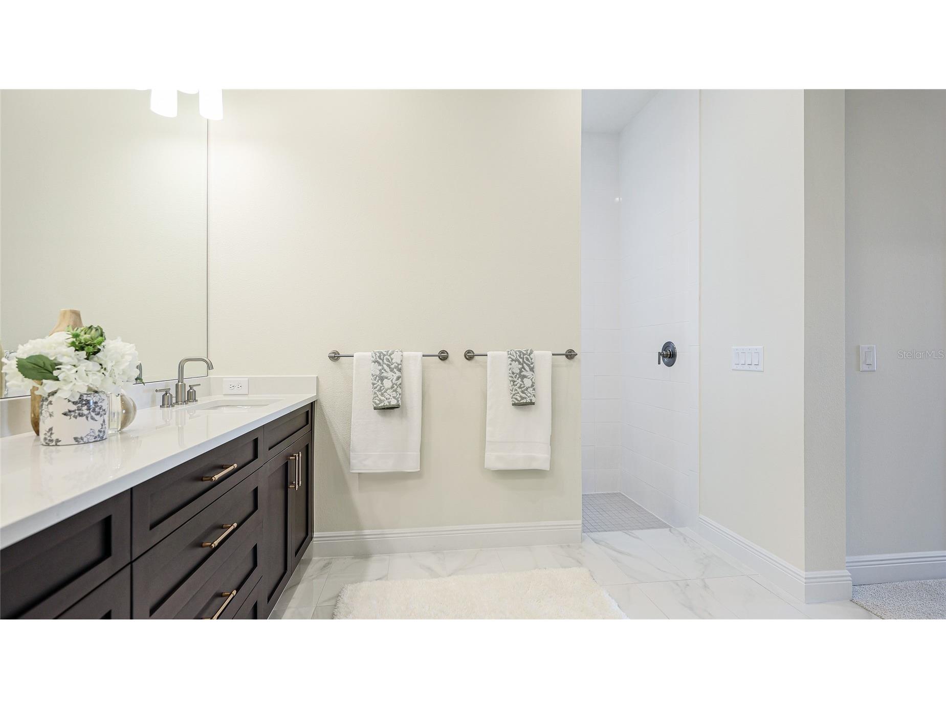 1504 Corfu Place Sarasota FL 34240 A4679984 image29