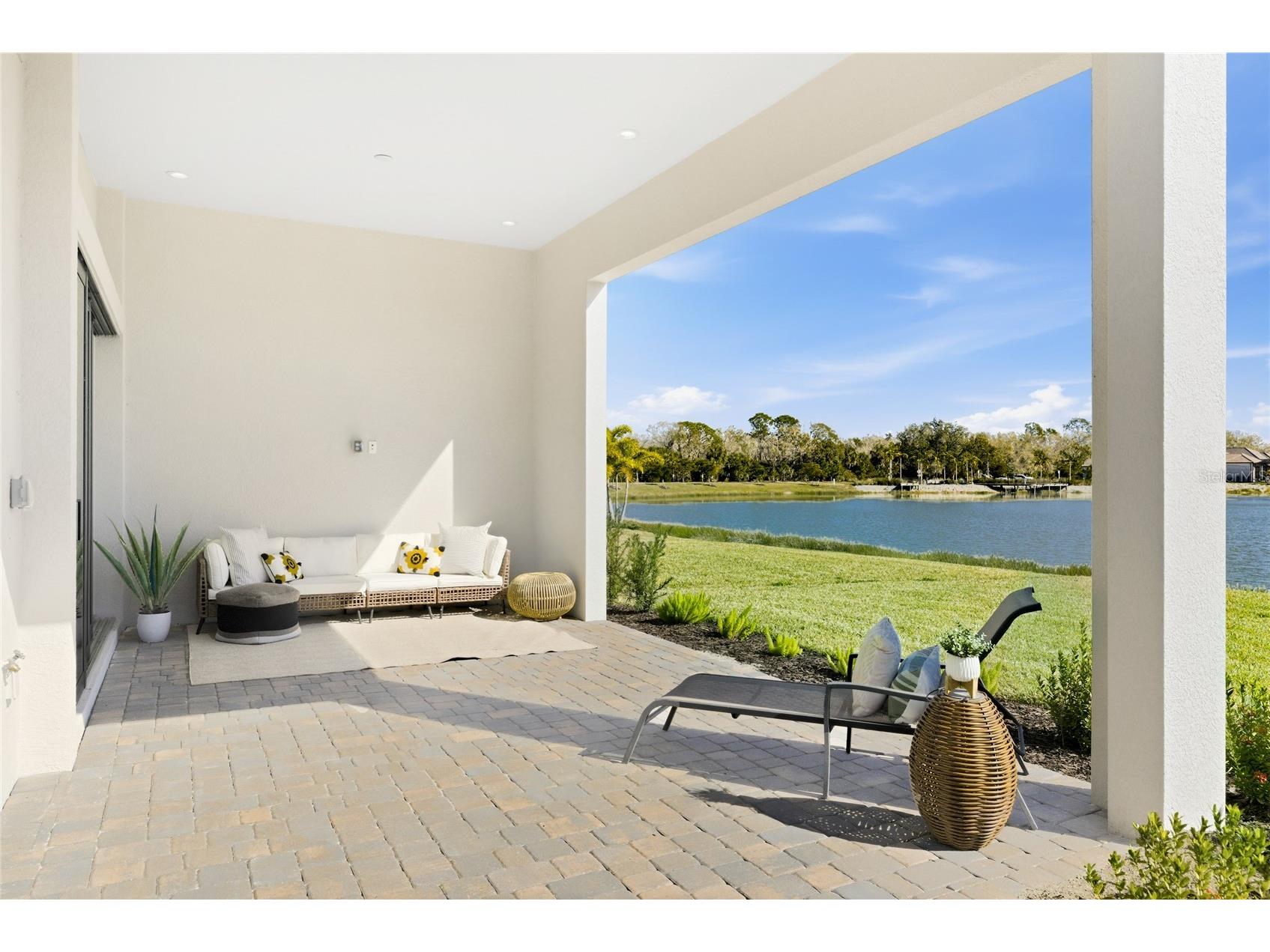 1504 Corfu Place Sarasota FL 34240 A4679984 image48