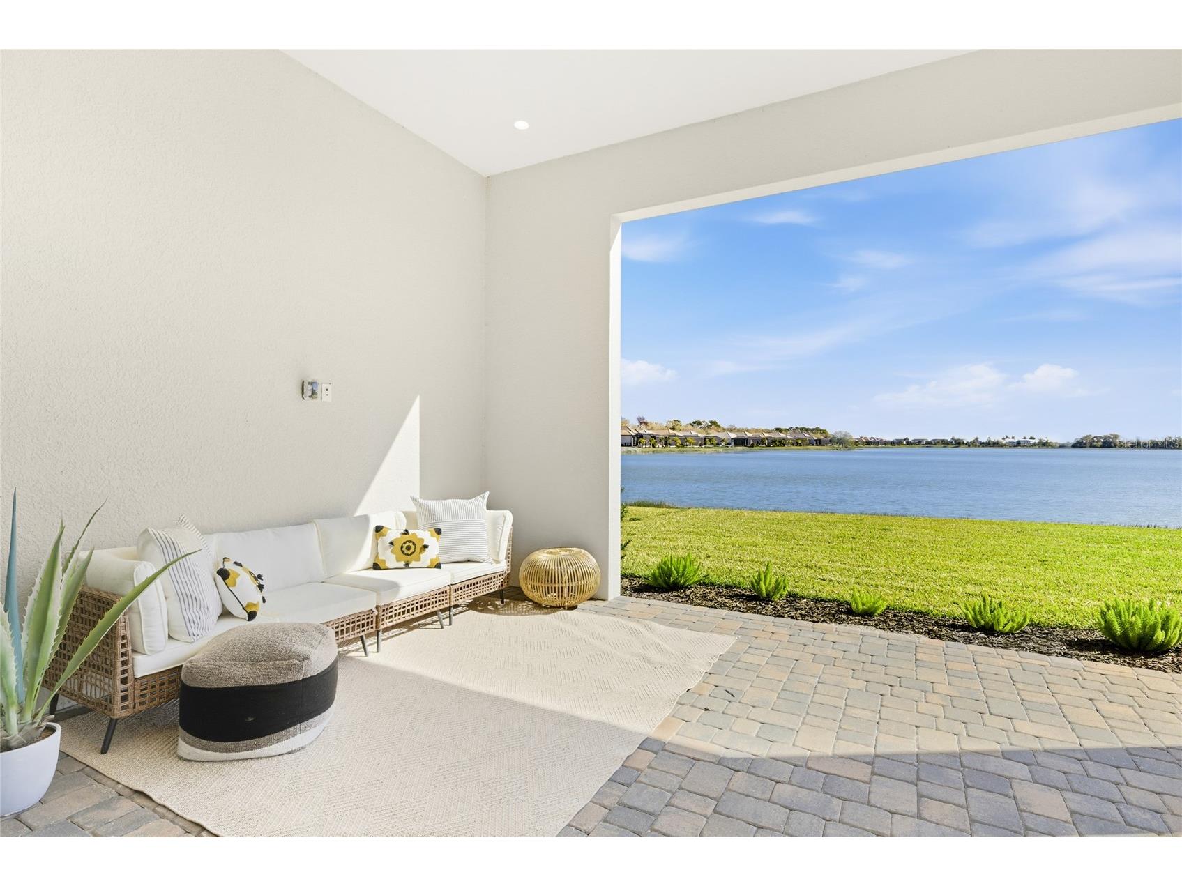 1504 Corfu Place Sarasota FL 34240 A4679984 image49