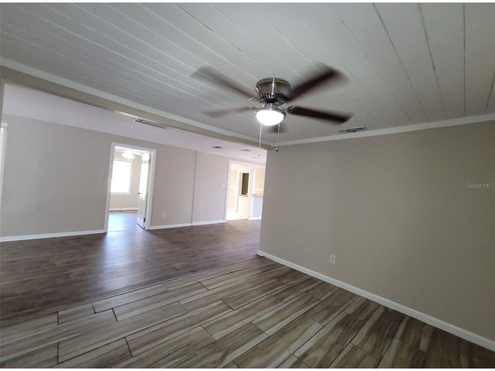 1504 E 99th Avenue #A Tampa FL 33612 TB8526711 image3