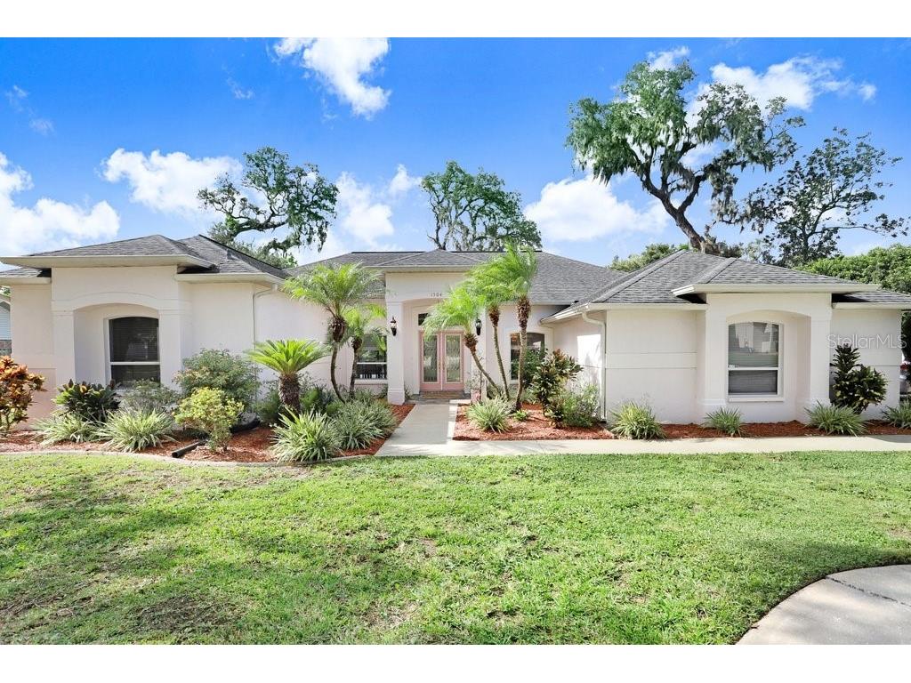 1504 Fox Hill Place Valrico FL 33596 TB8436425 image1